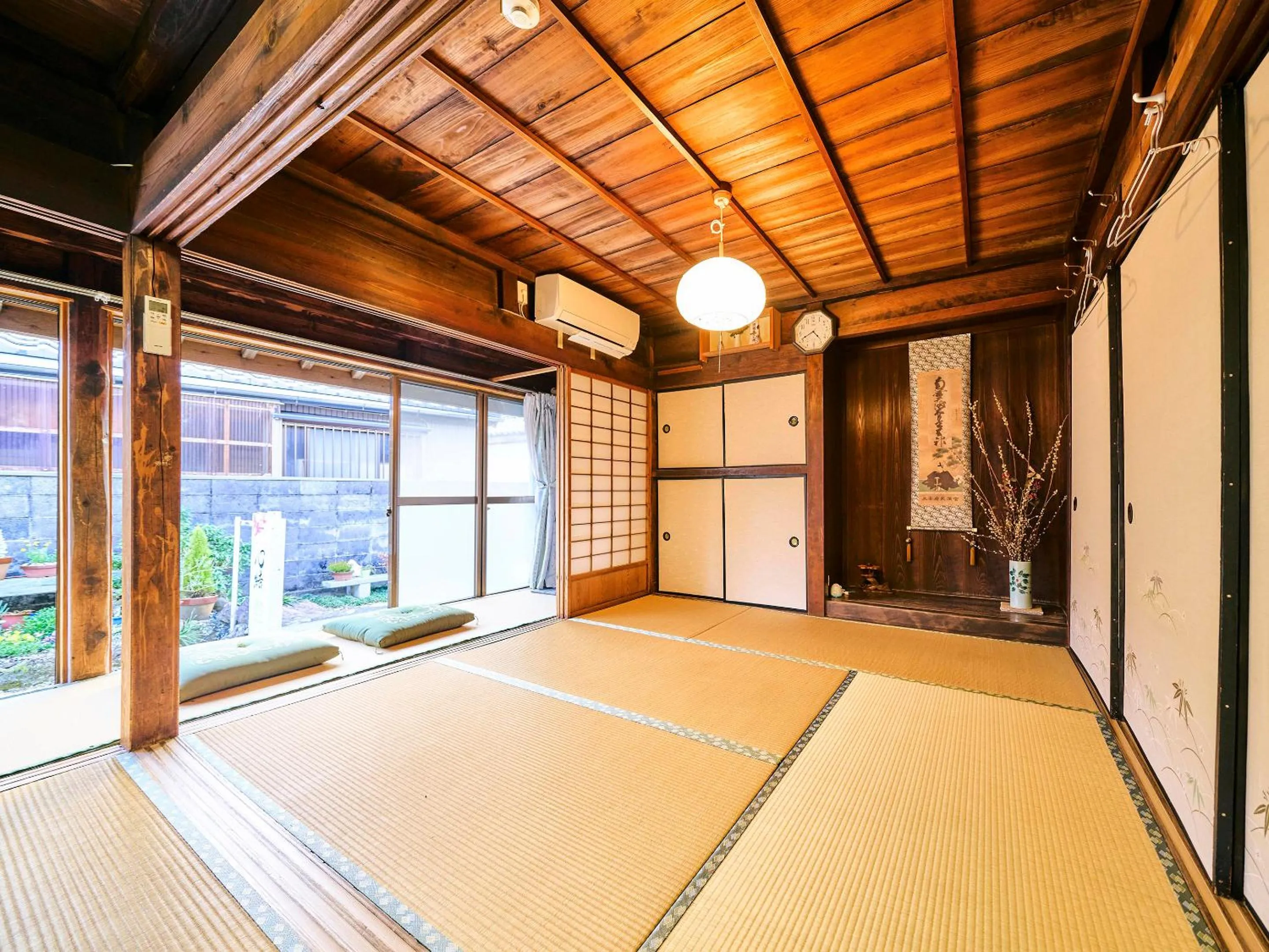 Photo of the whole room in Kokoyui Guest House