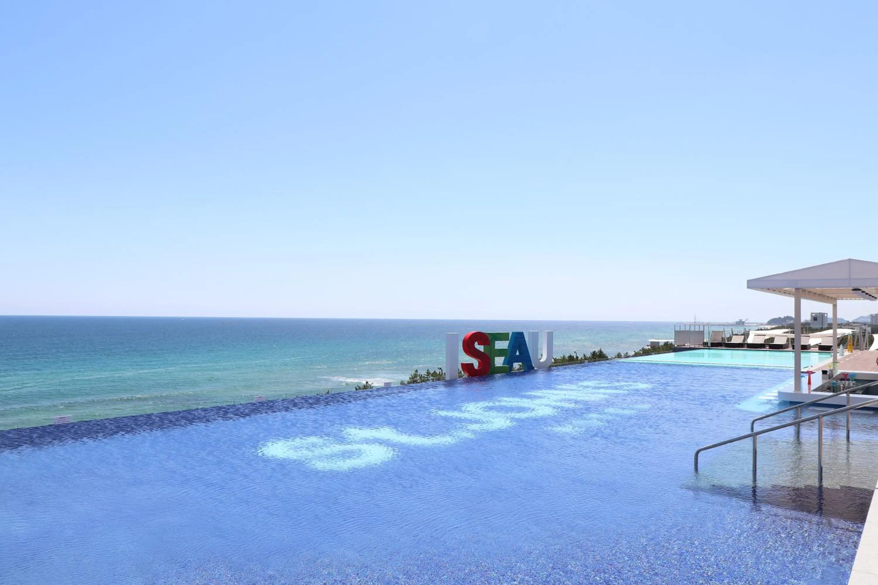 Swimming pool in St. John's Hotel