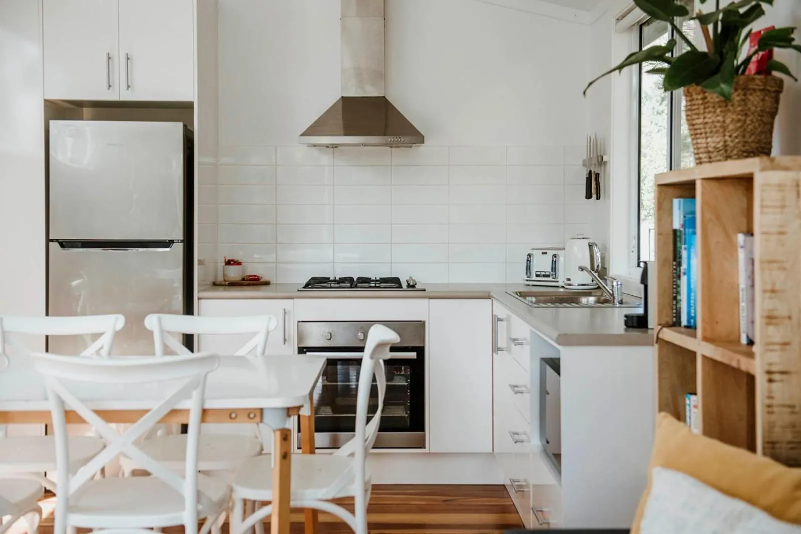 Kitchen or kitchenette in Surfside Cudmirrah Beach