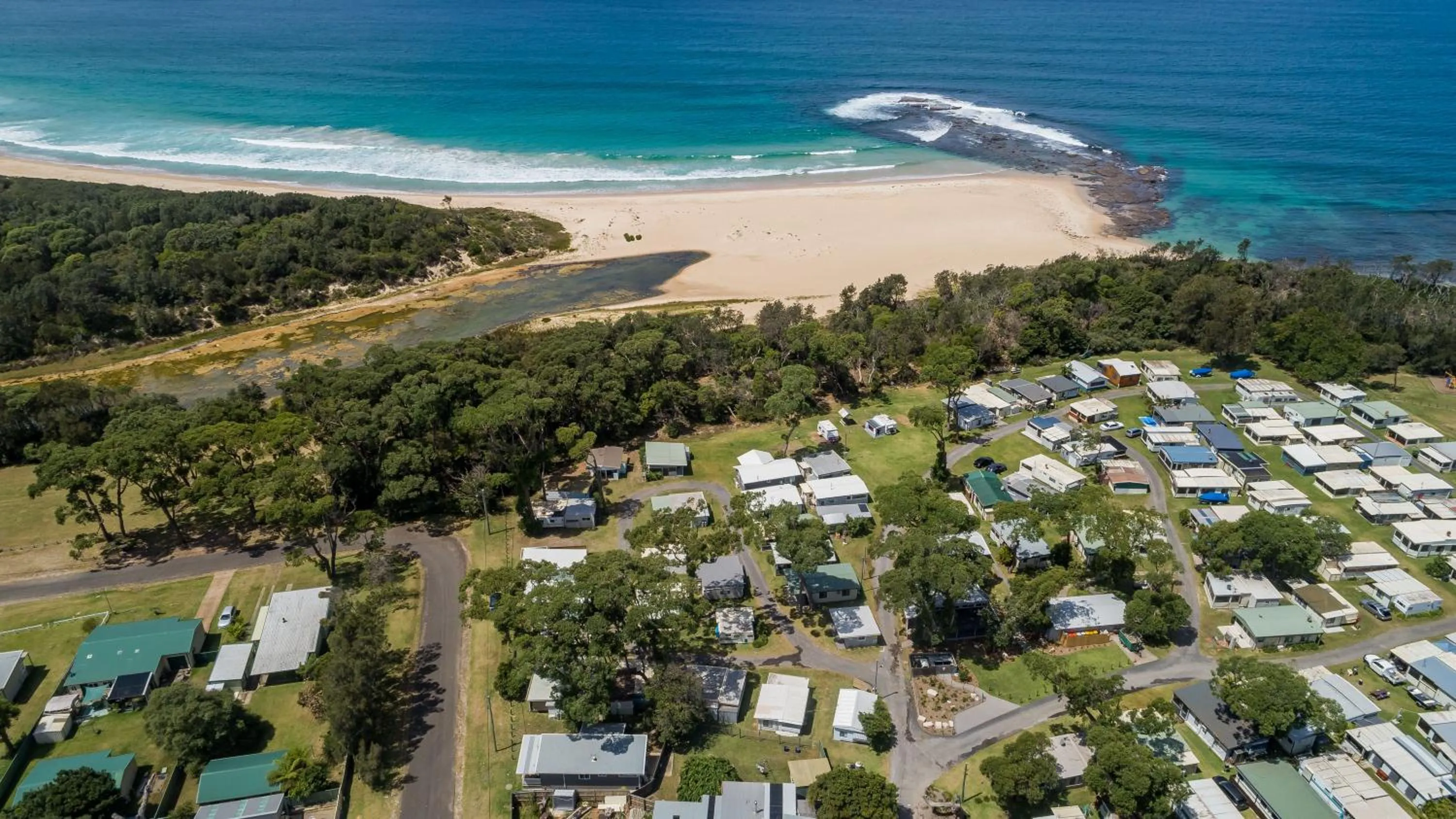 Bird's eye view in Surfside Cudmirrah Beach