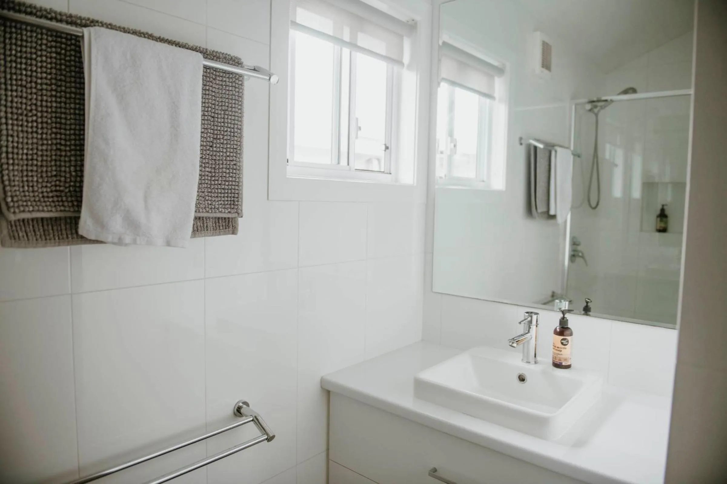Bathroom in Surfside Cudmirrah Beach
