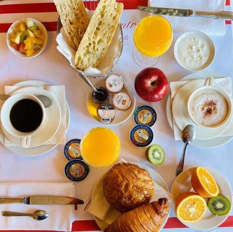 Breakfast in Hotel & Restaurant LE CENTRAL TROUVILLE