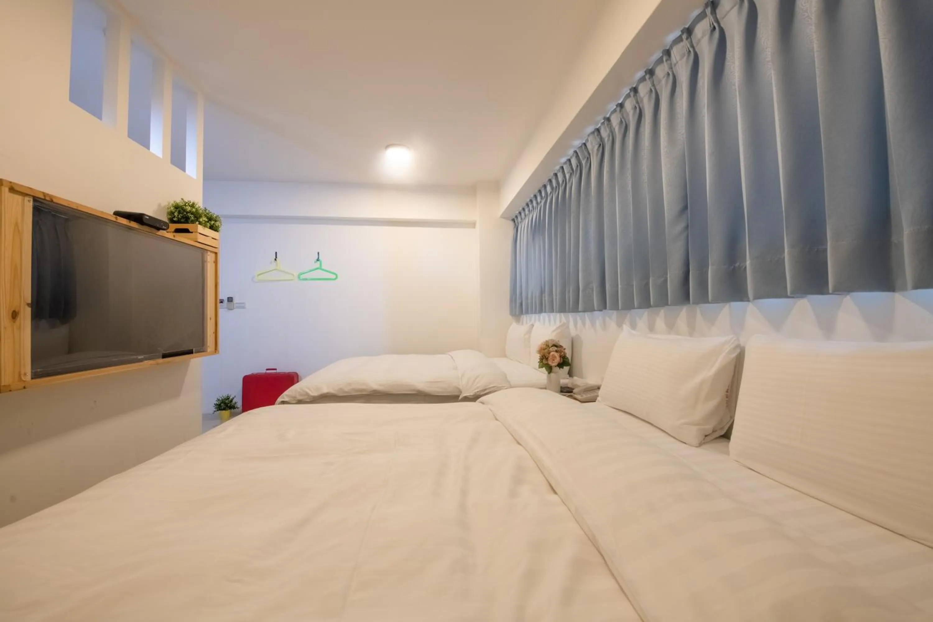 Bed in England Vacation Hotel