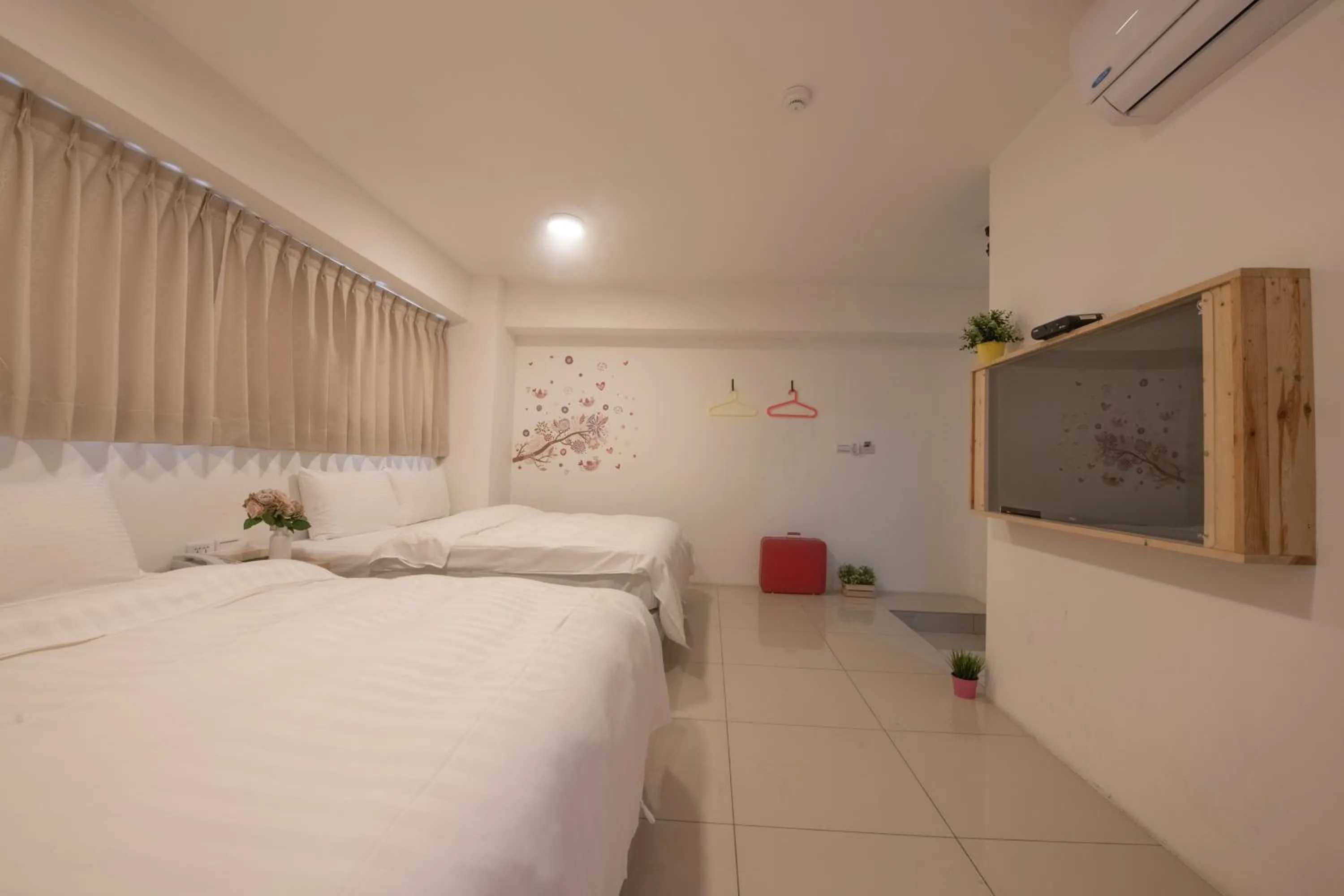 Bed in England Vacation Hotel