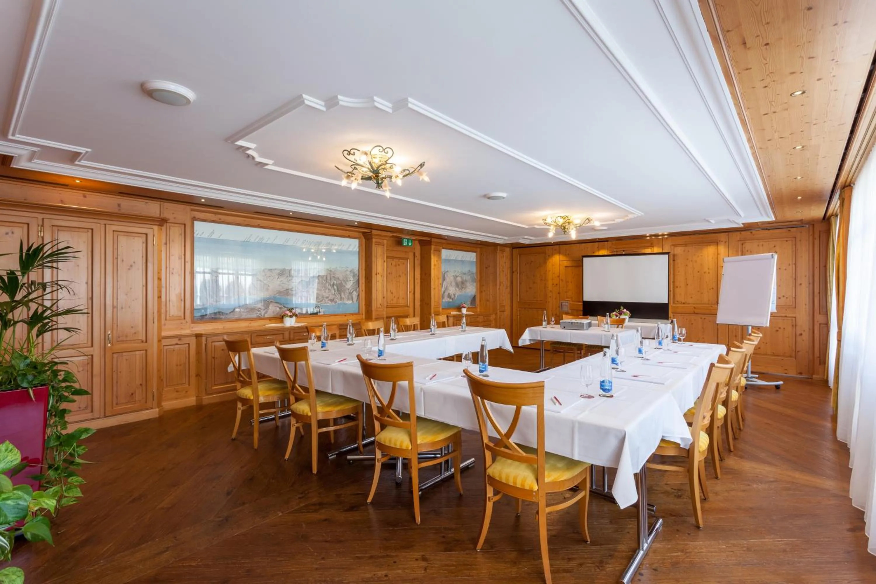 TV and multimedia in Weisses Rössli Swiss Quality Hotel