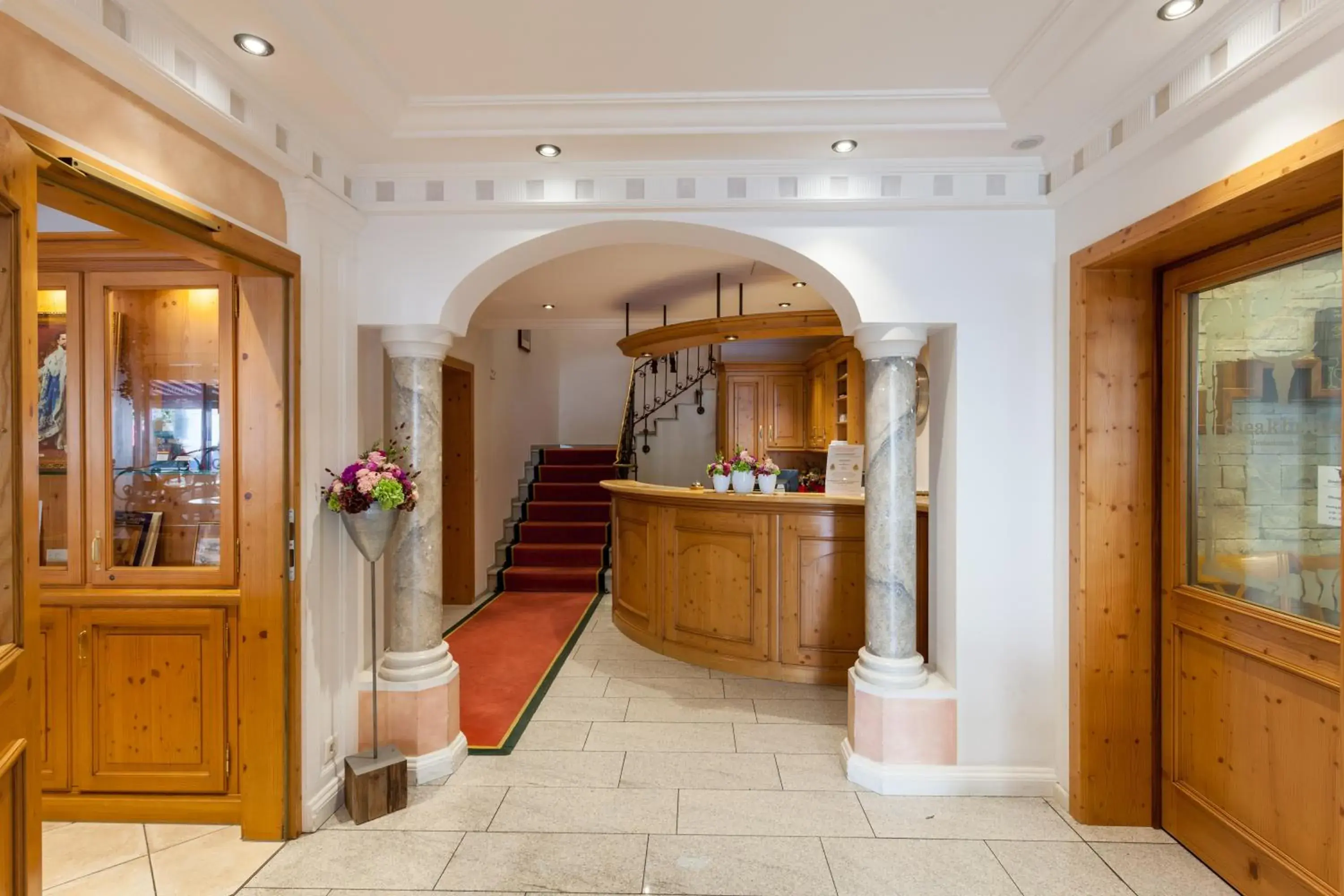 Lobby or reception in Weisses Rössli Swiss Quality Hotel Lobby or reception in Weisses Rössli Swiss Quality Hotel