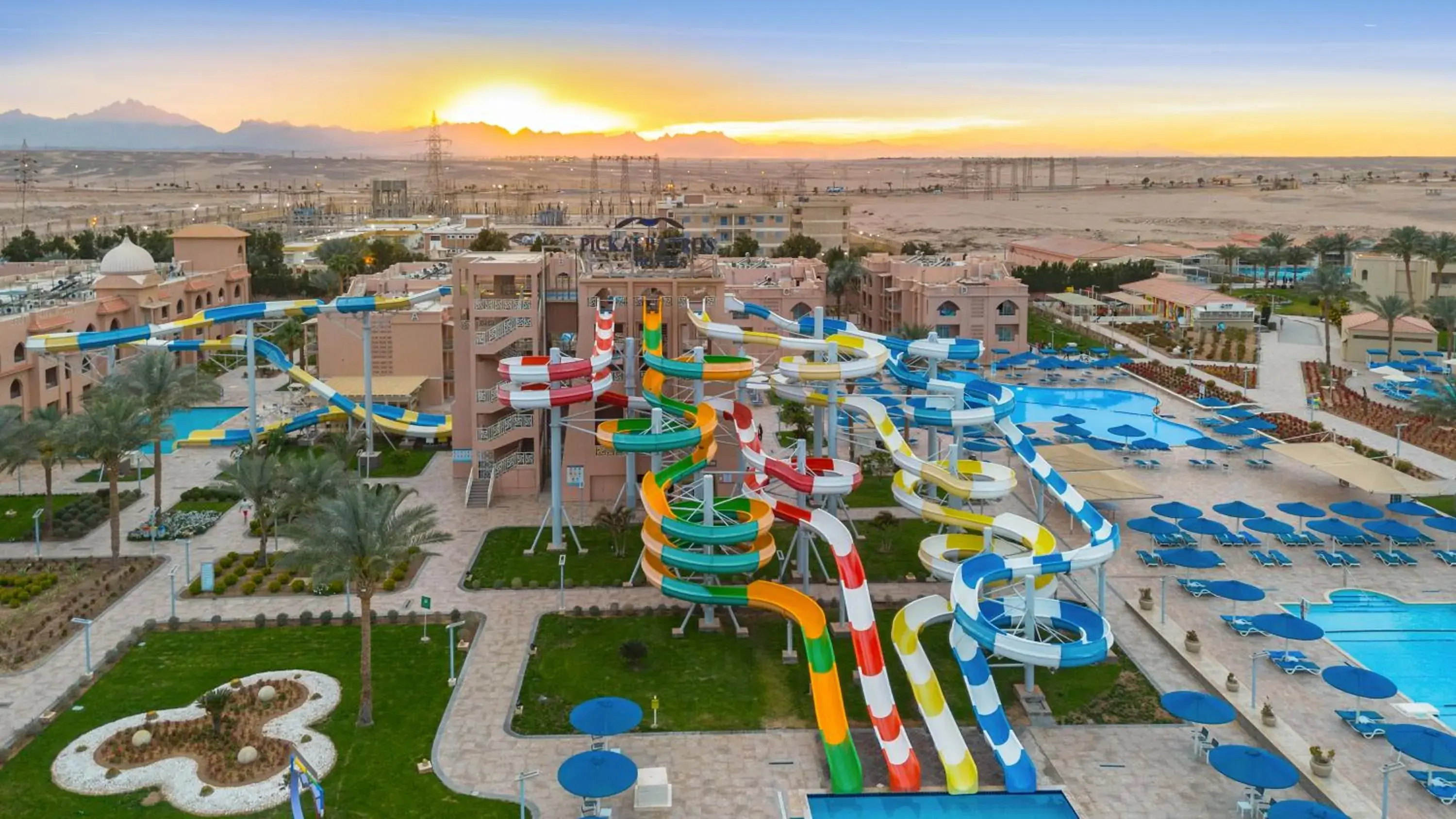 Bird's eye view in Pickalbatros Aqua Park Resort - Hurghada Bird's eye view in Pickalbatros Aqua Park Resort - Hurghada
