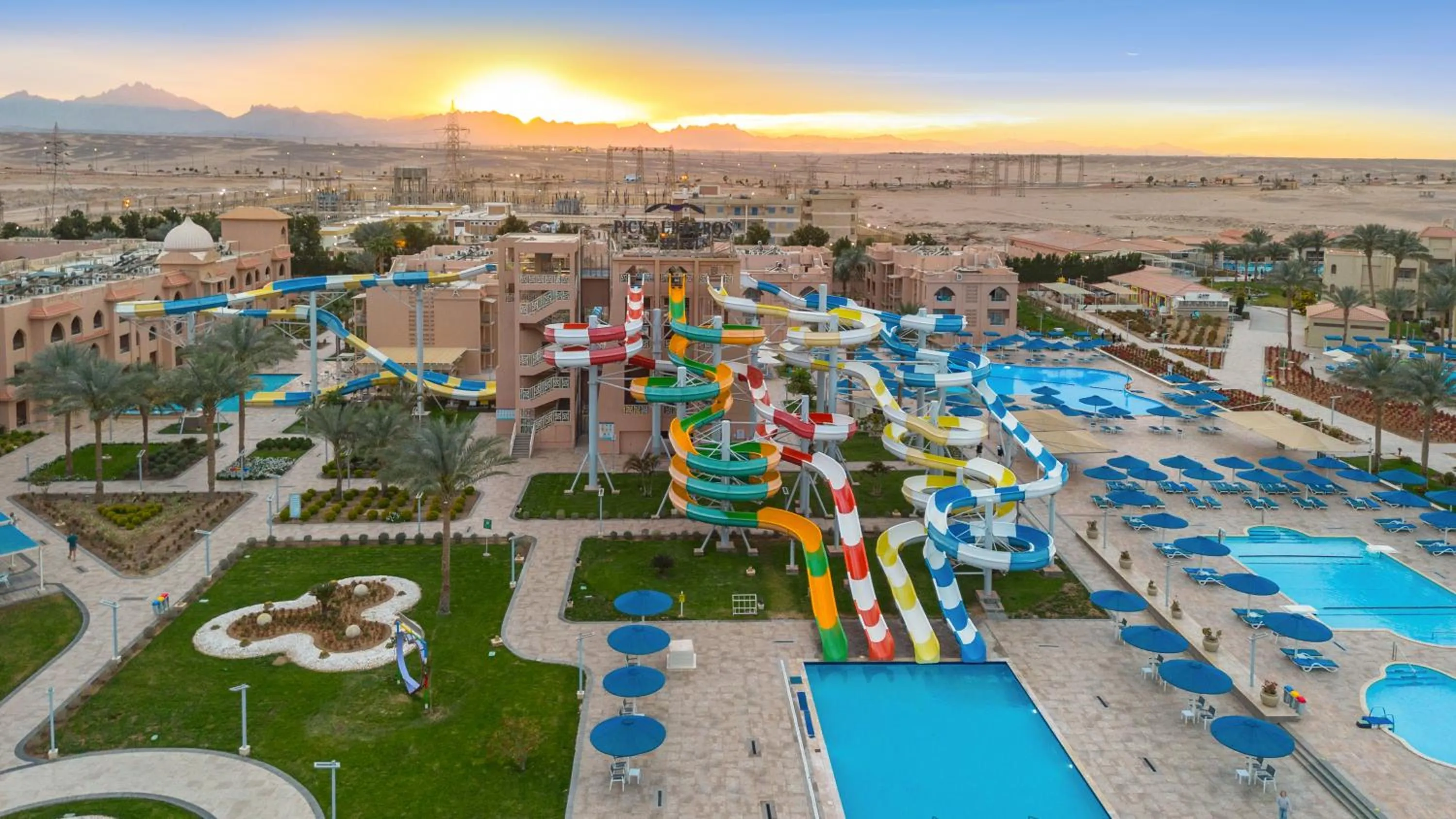 Bird's eye view in Pickalbatros Aqua Park Resort - Hurghada