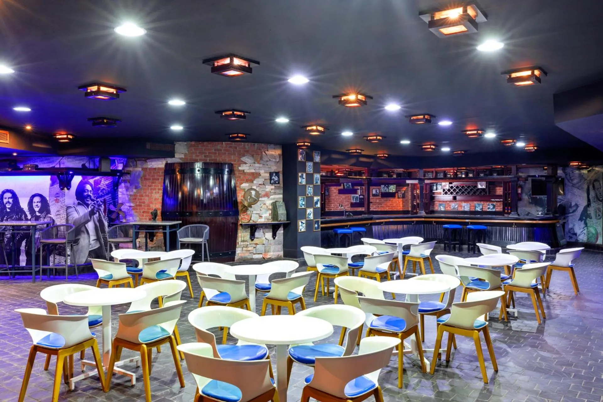 Lounge or bar in Pickalbatros Royal Moderna Sharm "Aqua Park"- All inclusive