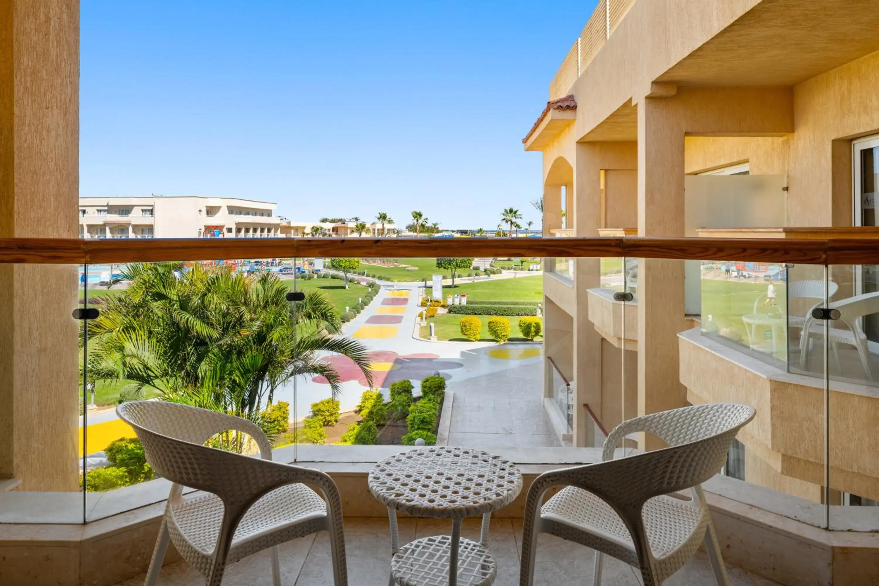 Garden view in Pickalbatros Royal Moderna Sharm "Aqua Park" Garden view in Pickalbatros Royal Moderna Sharm "Aqua Park"