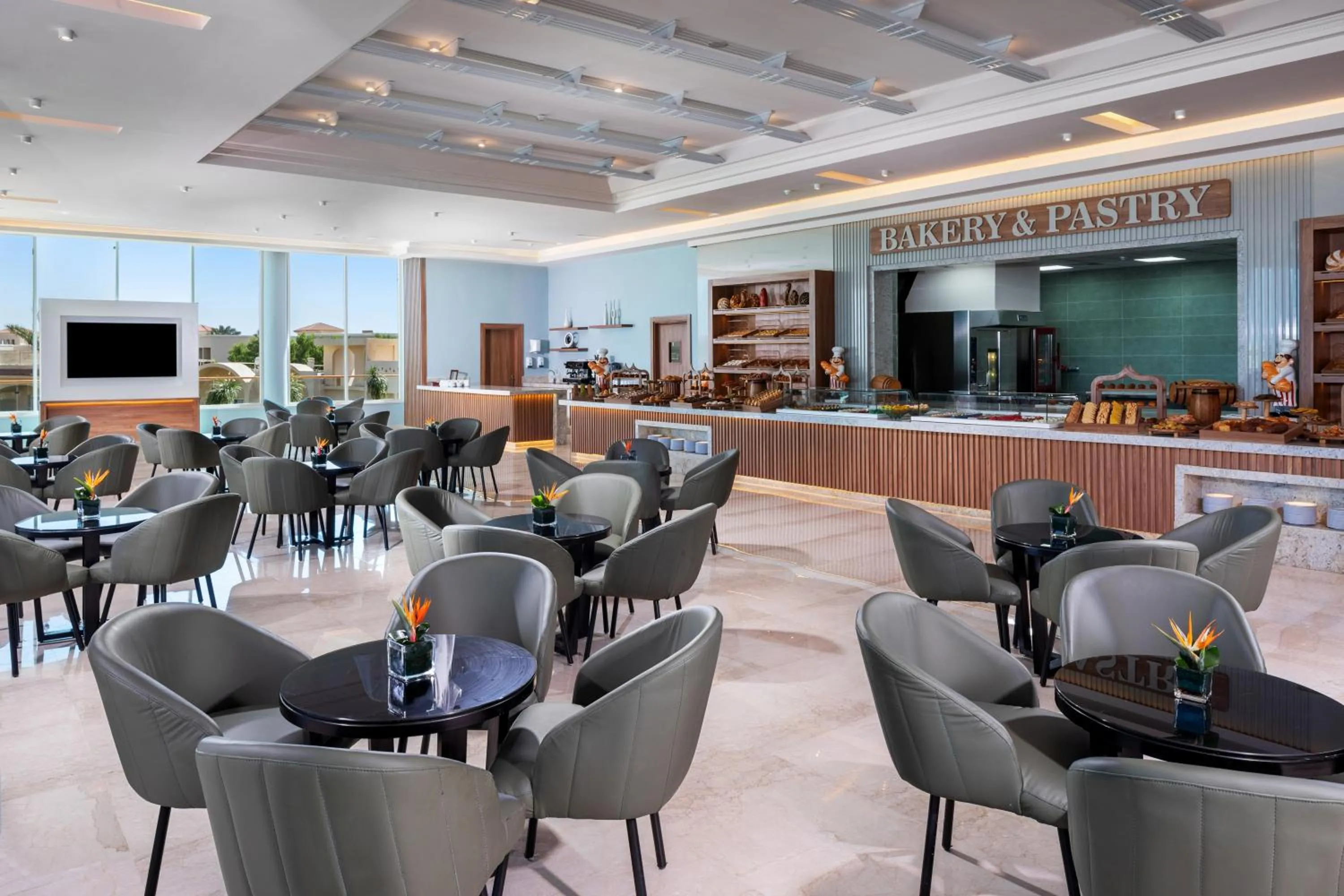 Food in Pickalbatros Royal Moderna Sharm "Aqua Park"- All inclusive