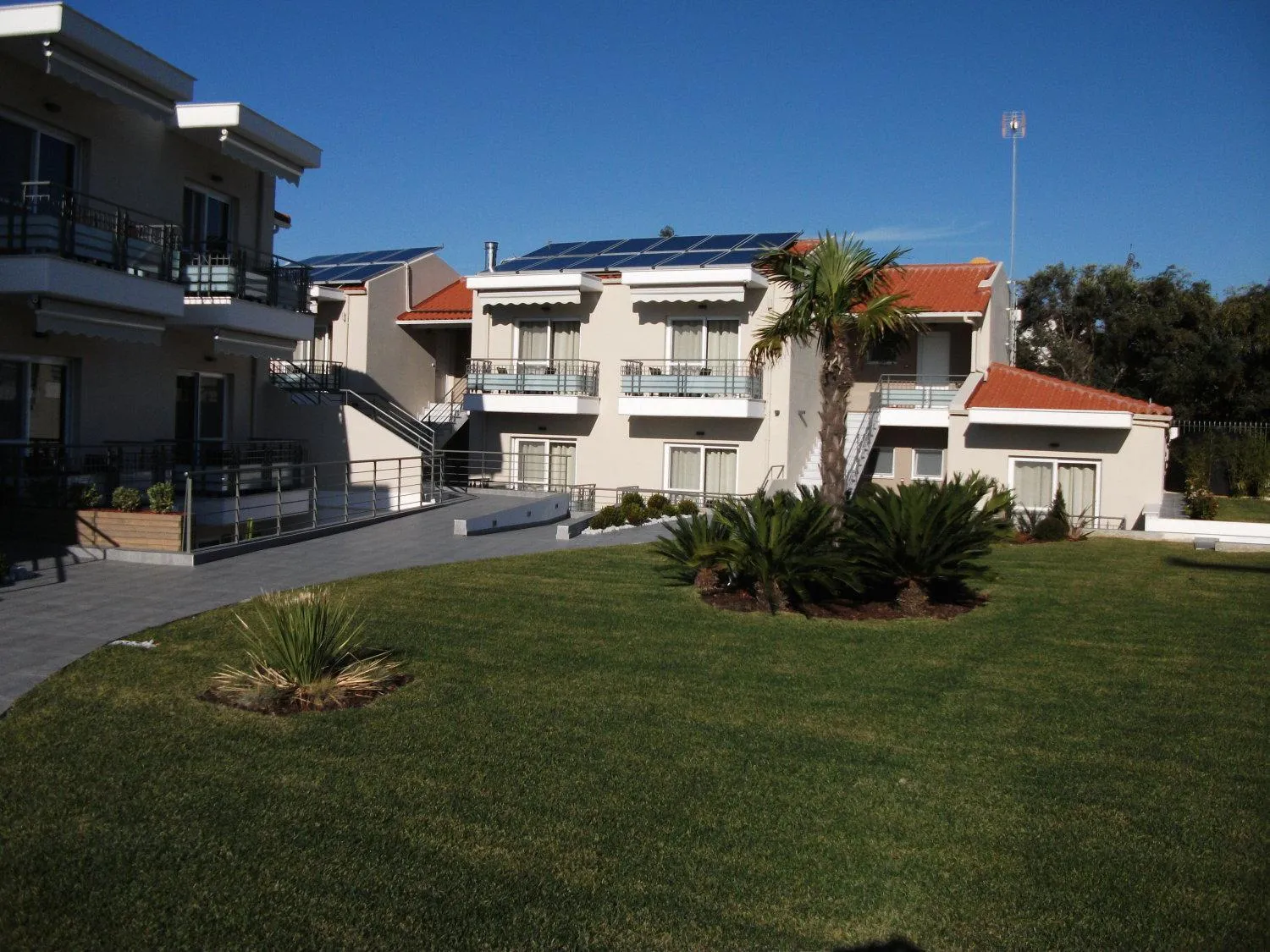 Facade/entrance in Castello Hotel