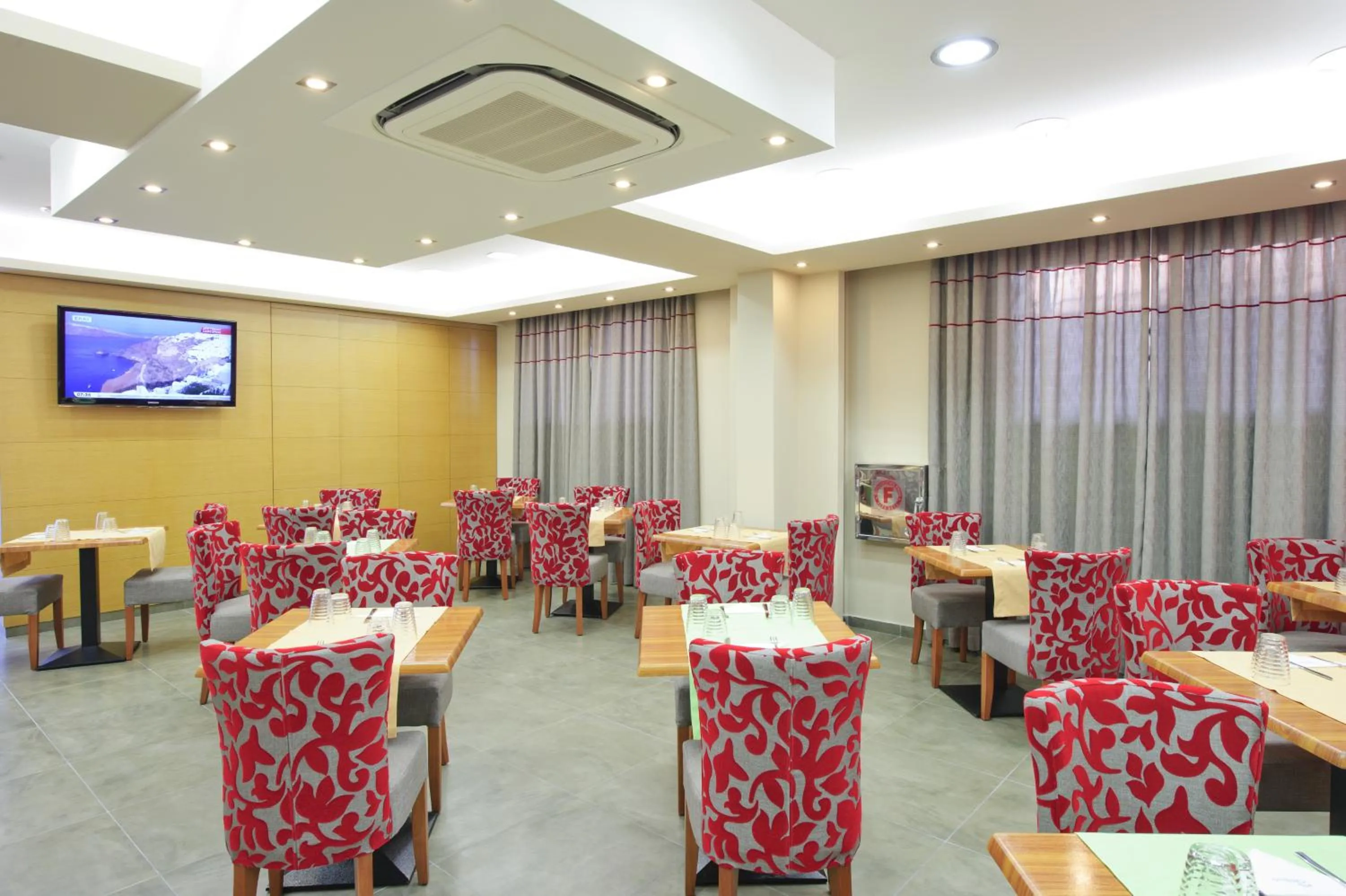 Restaurant/places to eat in Castello Hotel