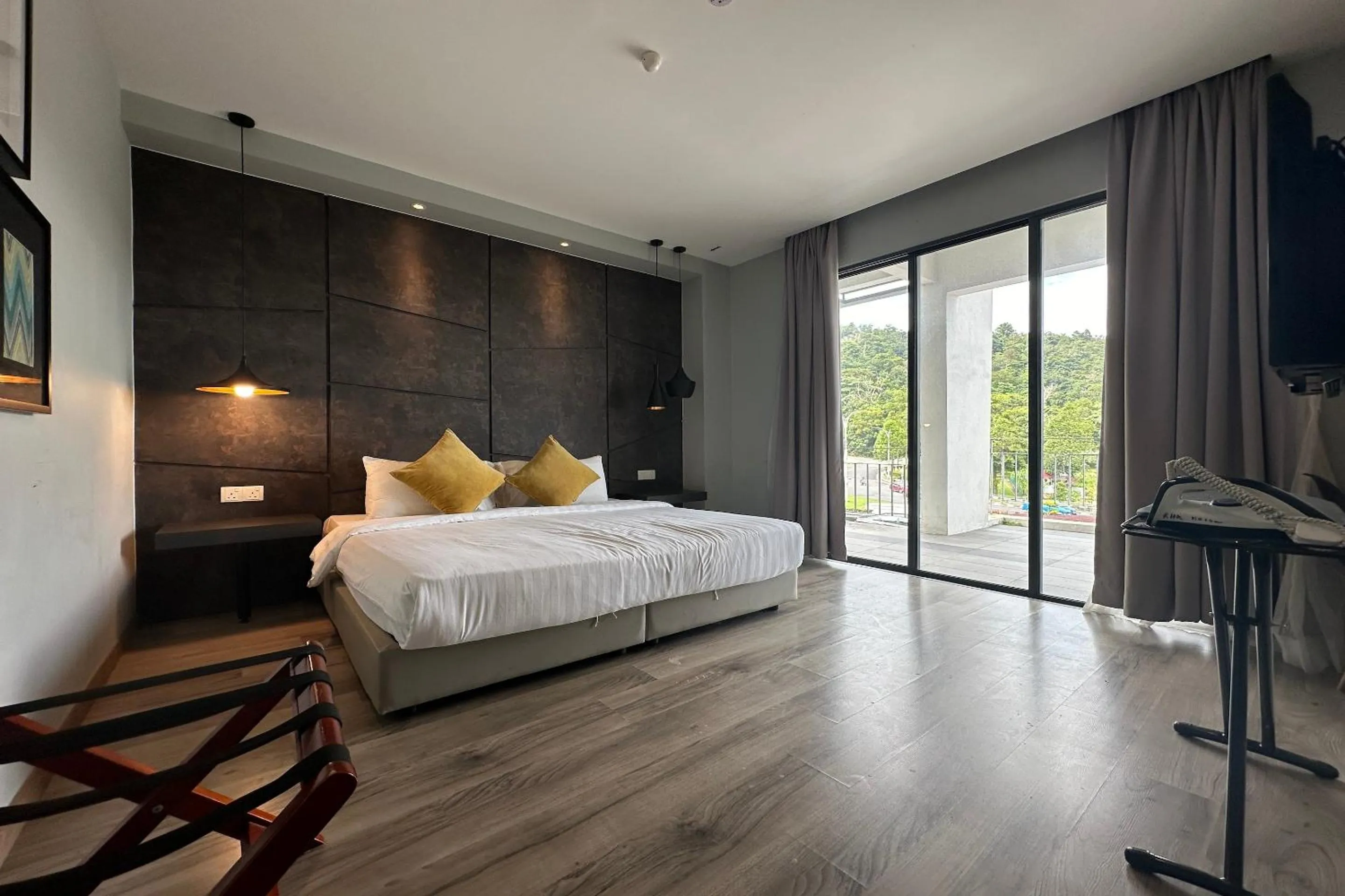 Bedroom, Bed in OYO Townhouse, Selayang formerly RHR Hotel