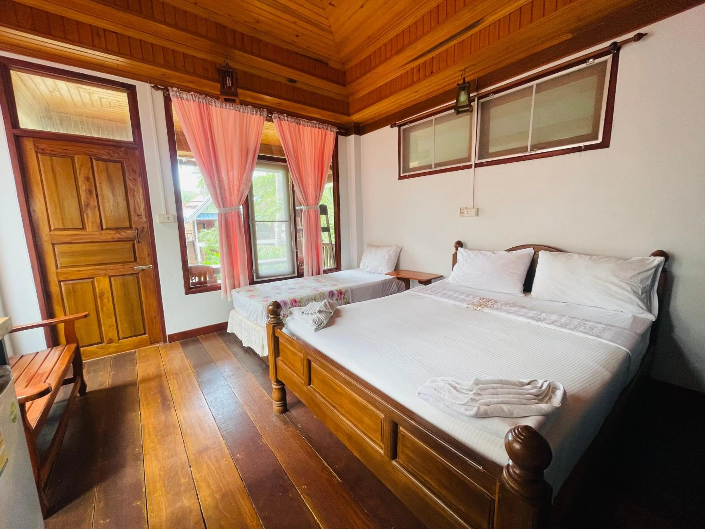 Bed in Big Fish Resort Koh Tao