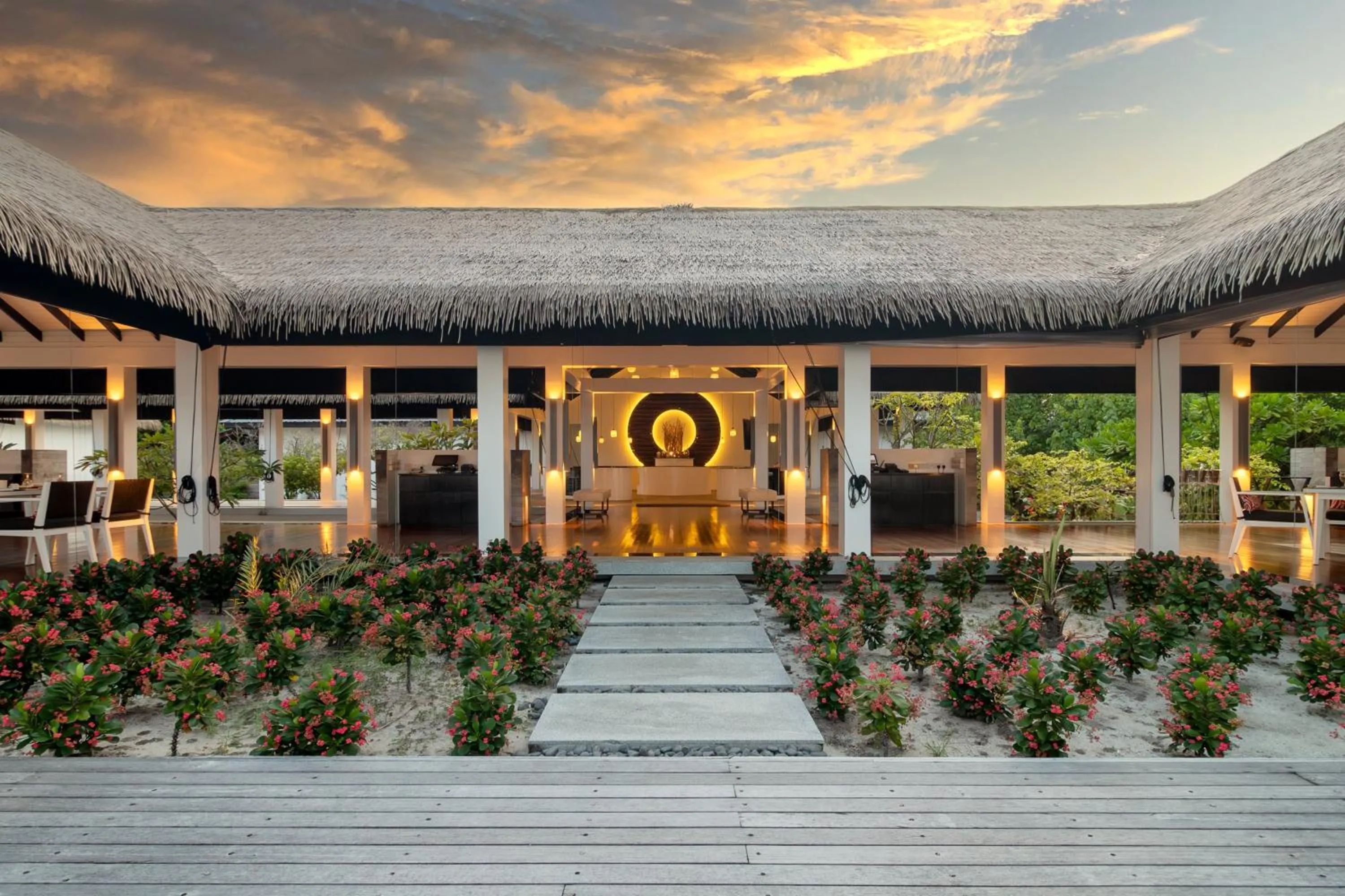 Restaurant/places to eat in Noku Maldives, Vignette Collection by IHG