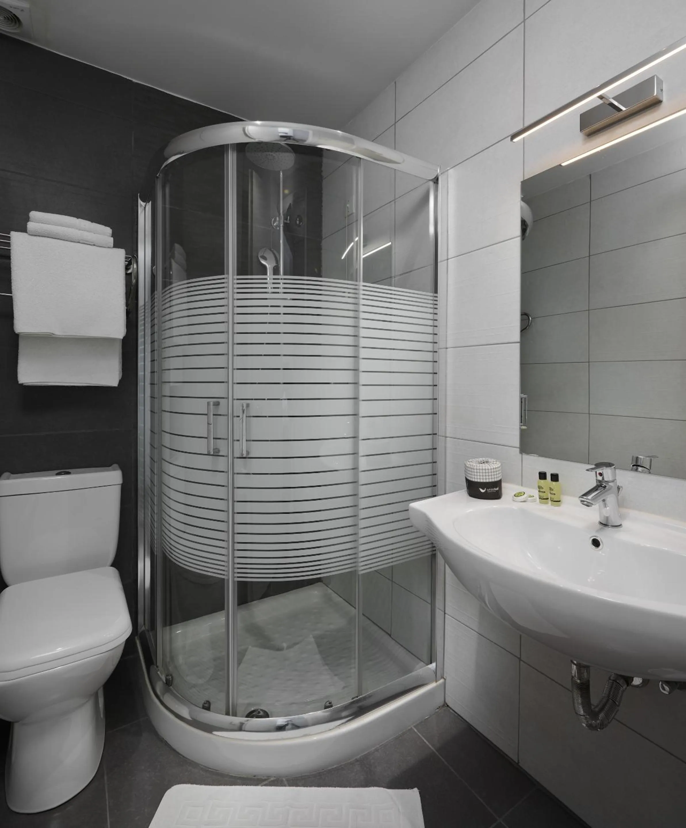 Bathroom in Byzantio Hotel