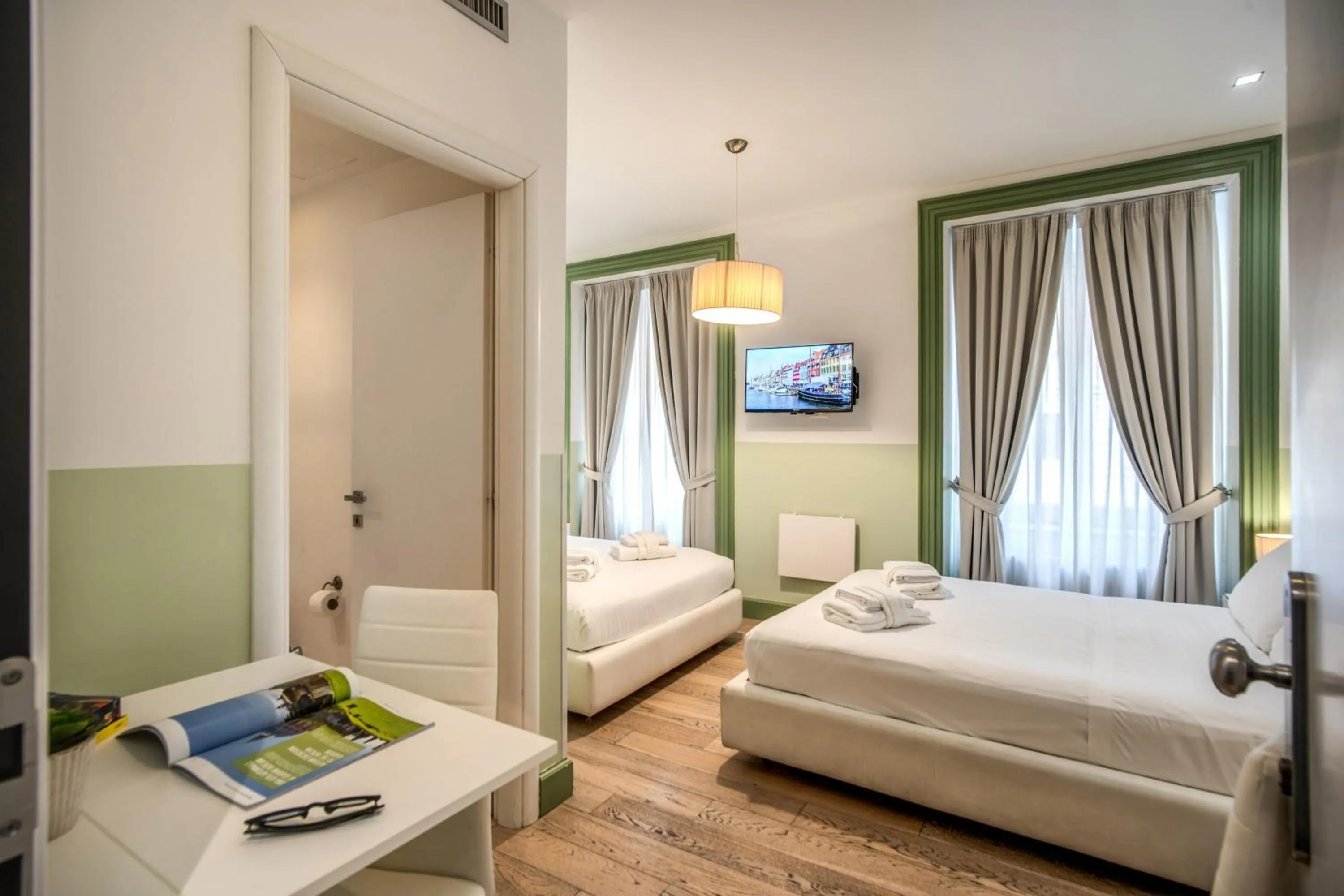 Bedroom, Bed in A Peace Of Rome B&B