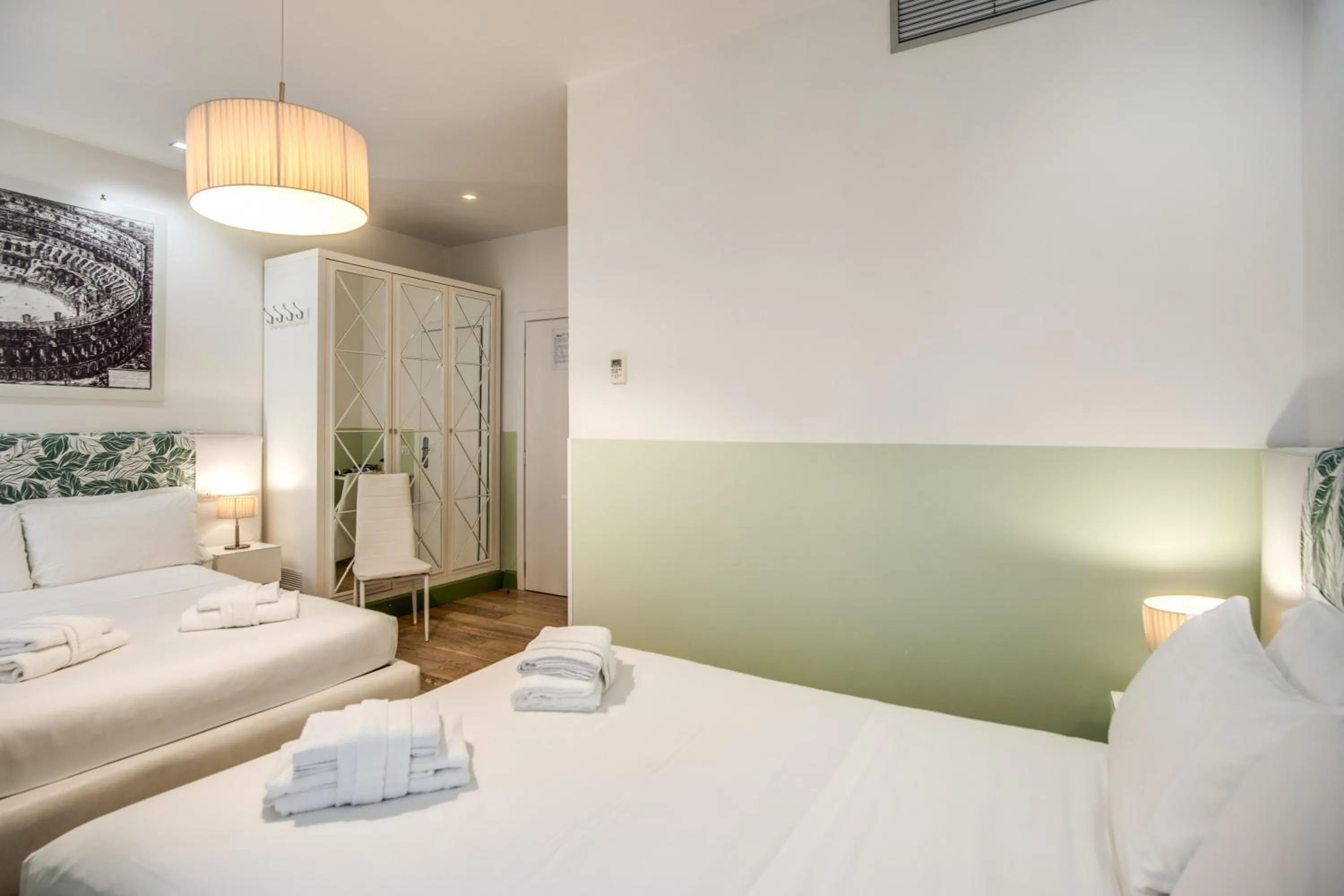 Bedroom, Bed in A Peace Of Rome B&B