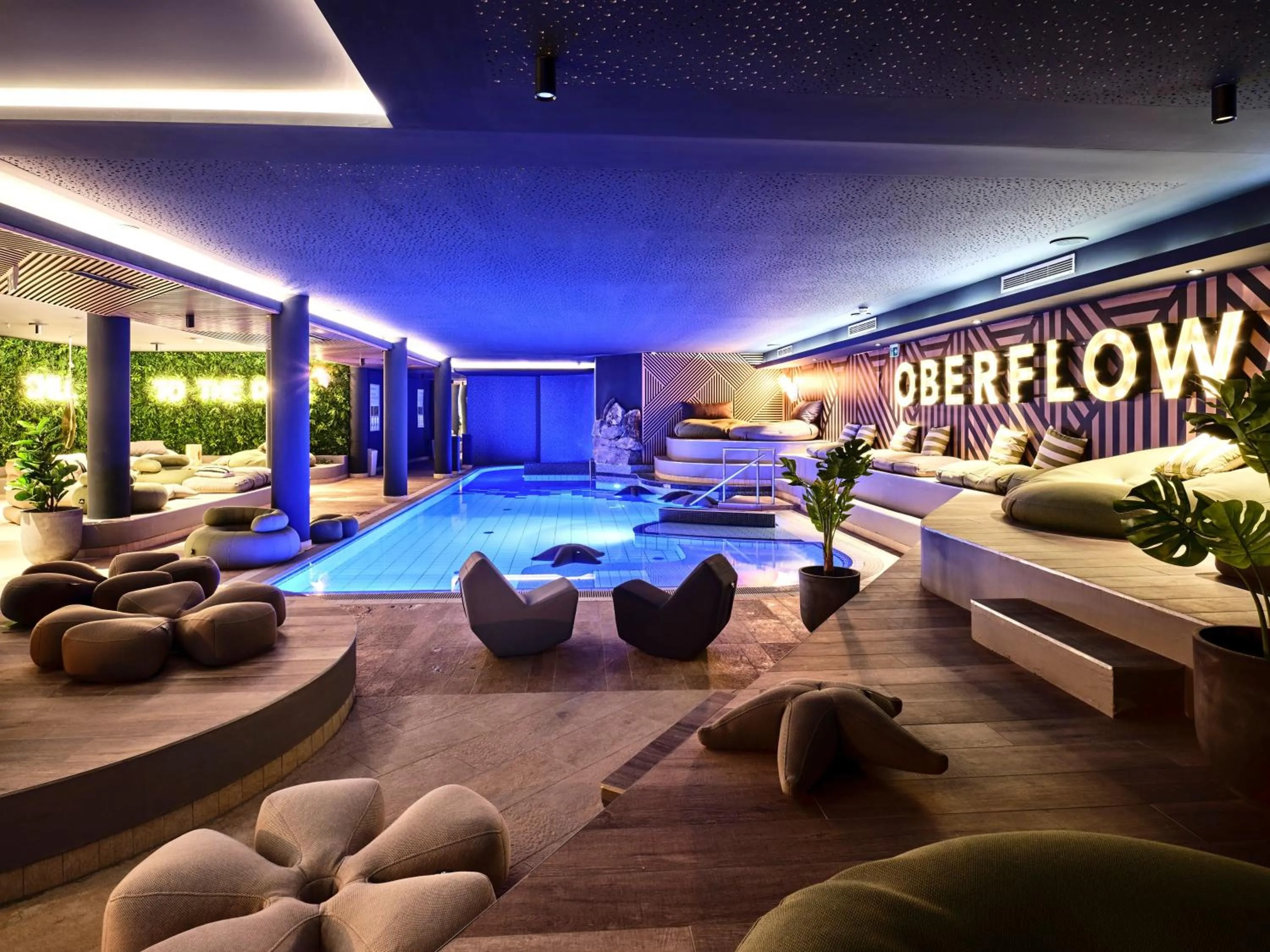 Swimming pool in PLACES Obertauern by Valamar