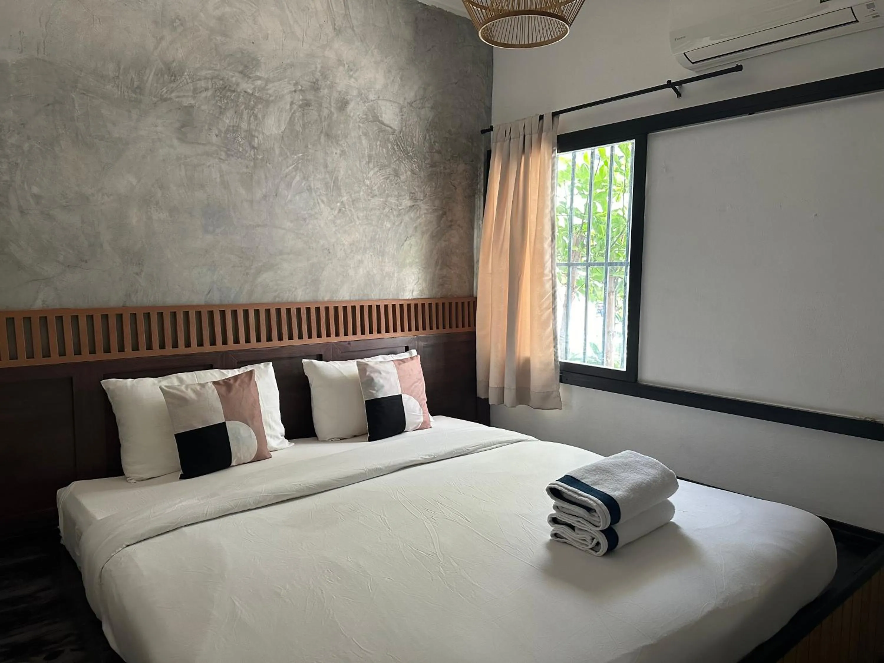 Double Room with Shared Bathroom in Costa Bed Hua Hin
