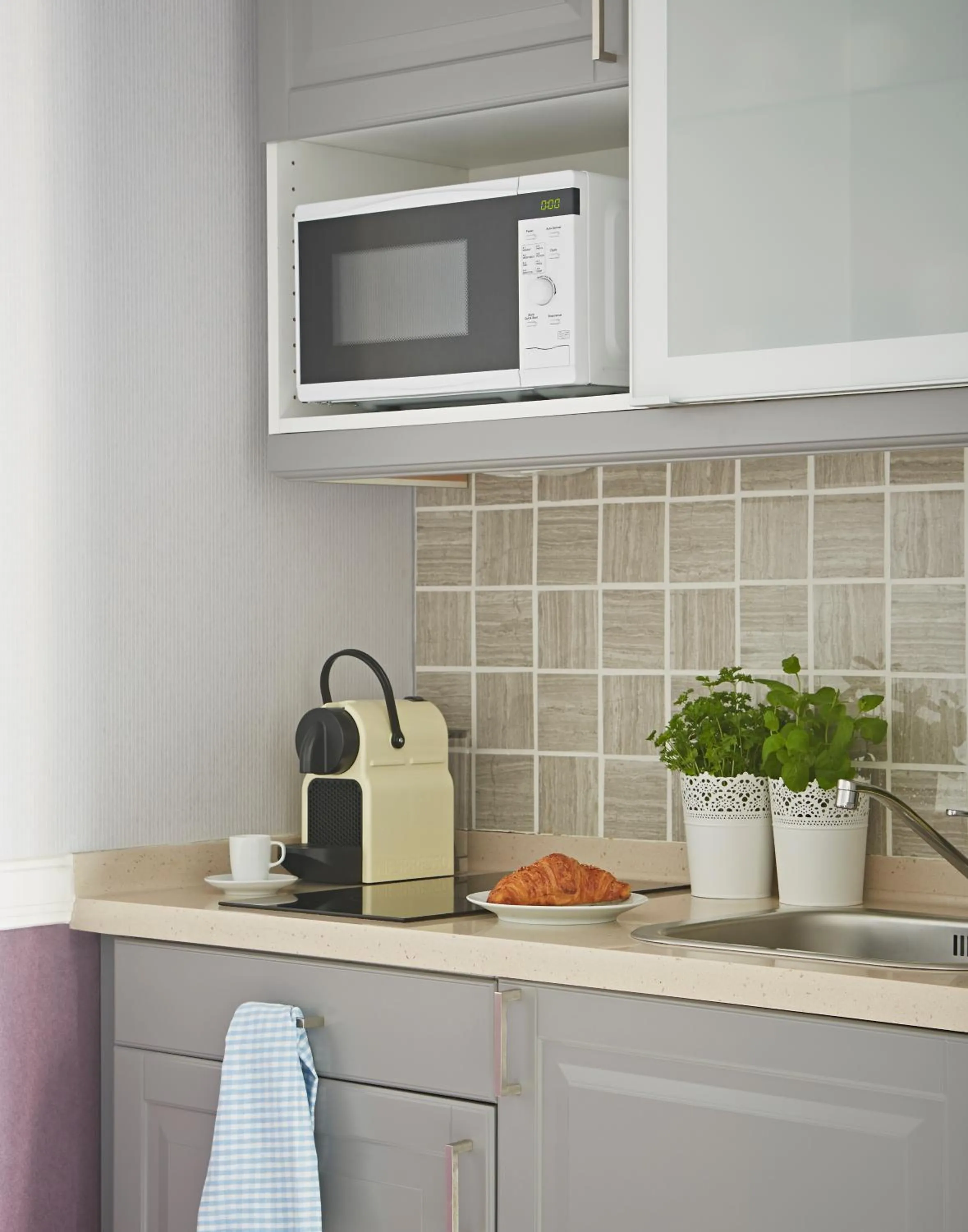 Kitchen or kitchenette in Apartments Almandine