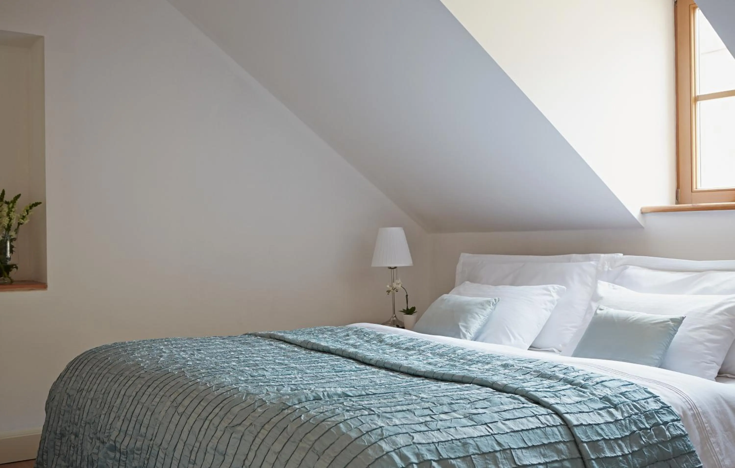 Bedroom, Bed in Apartments Almandine