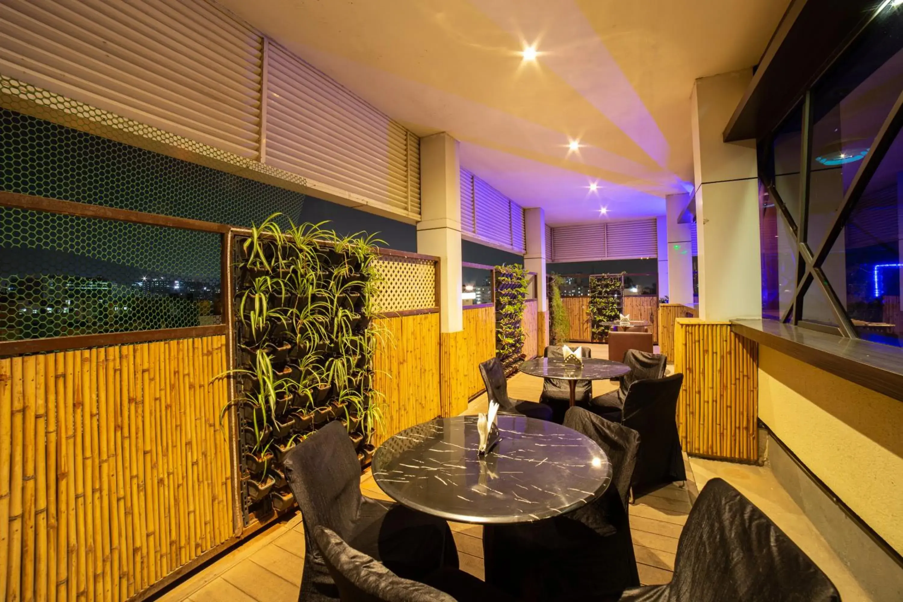 Lounge or bar in ICON SELECT by Bhagini Lounge or bar in ICON SELECT by Bhagini