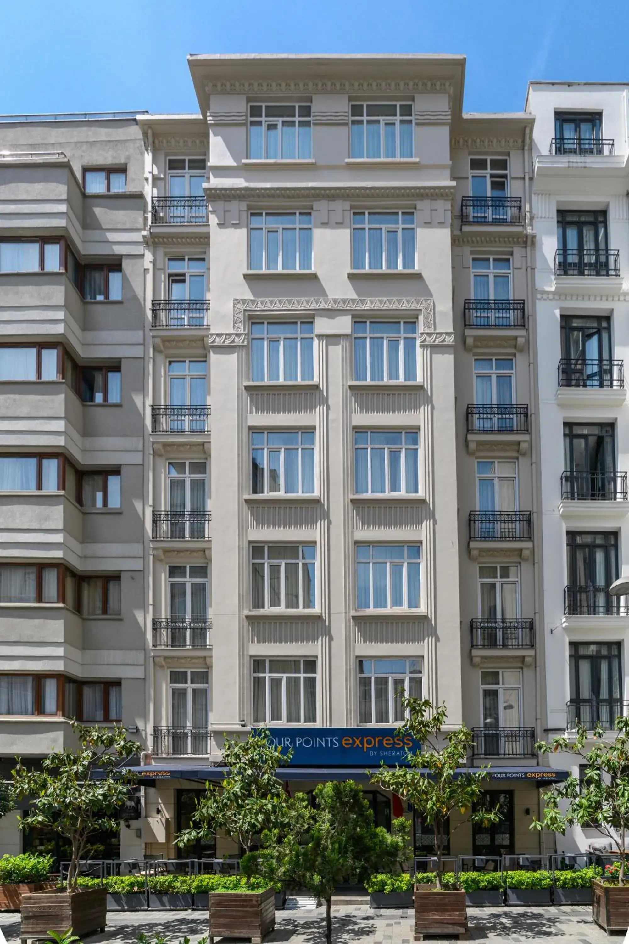 Property building in Four Points Flex by Sheraton Istanbul Taksim Square Property building in Four Points Flex by Sheraton Istanbul Taksim Square