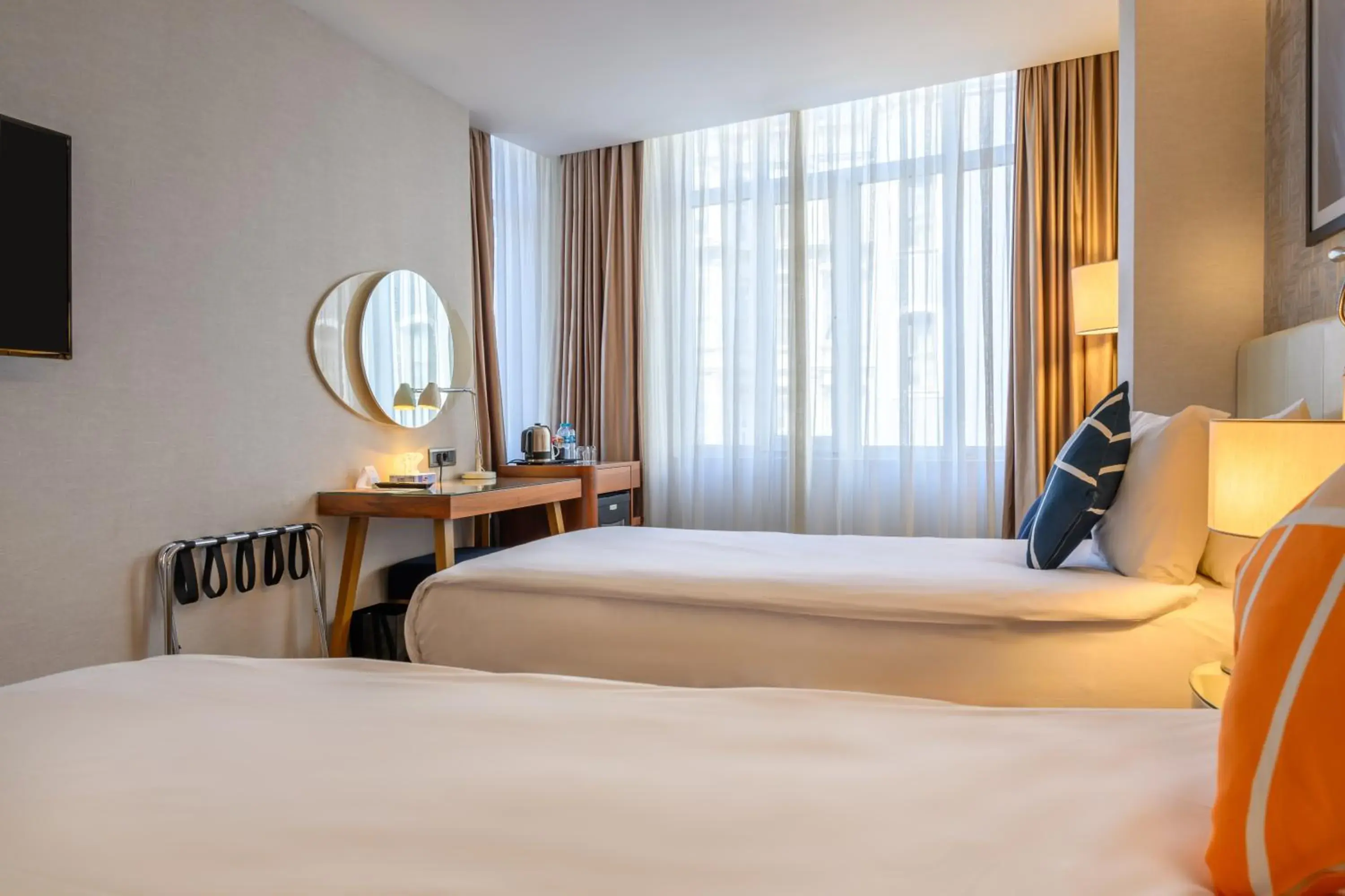 View (from property/room), Bed in Four Points Flex by Sheraton Istanbul Taksim Square View (from property/room), Bed in Four Points Flex by Sheraton Istanbul Taksim Square