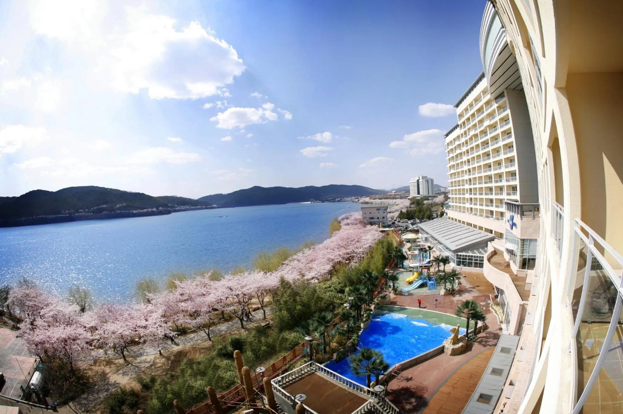 Lake view in Sono Belle Gyeongju