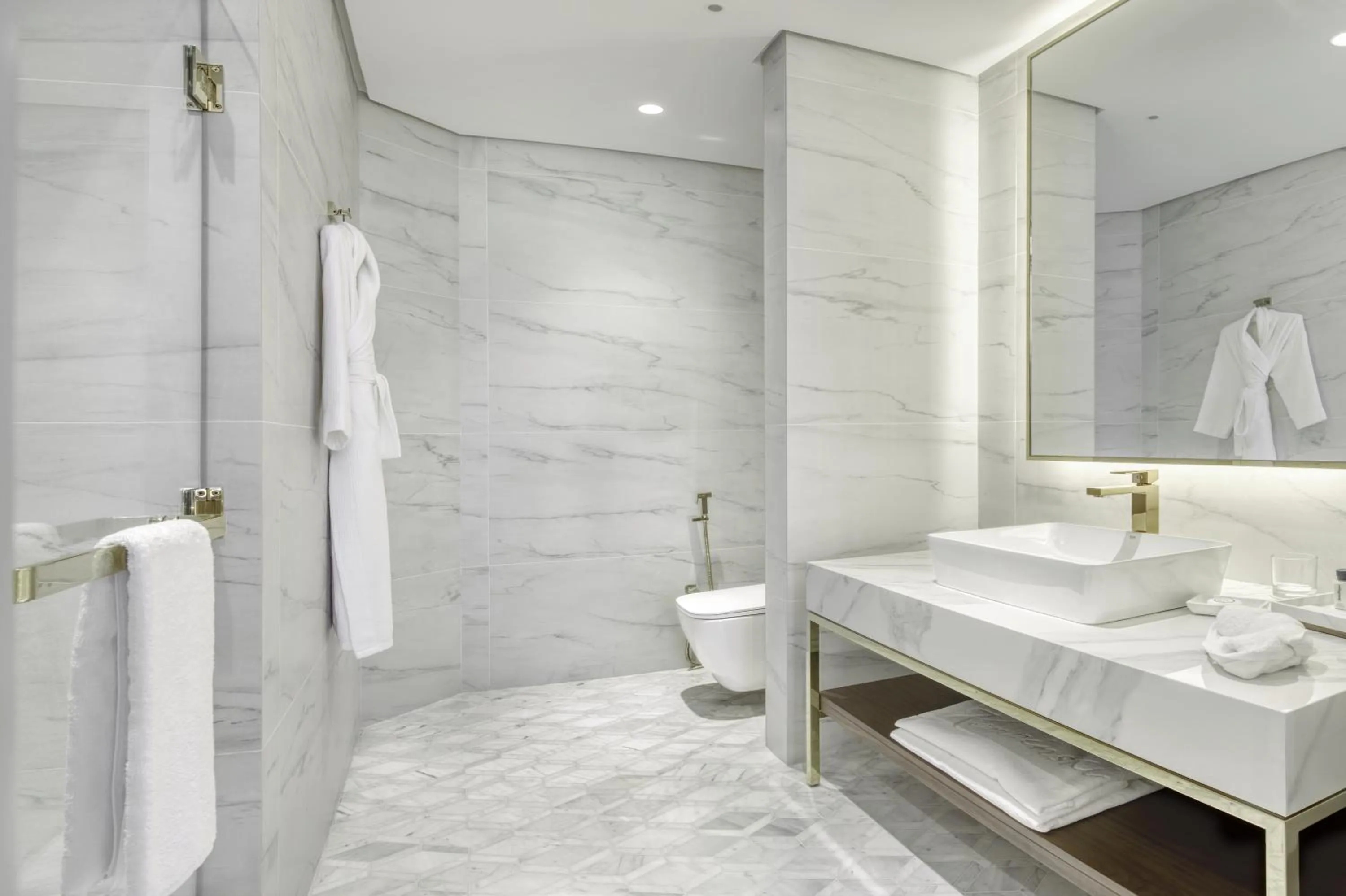 Shower in Kempinski Hotel & Resort Sariya Yanbu Red Sea