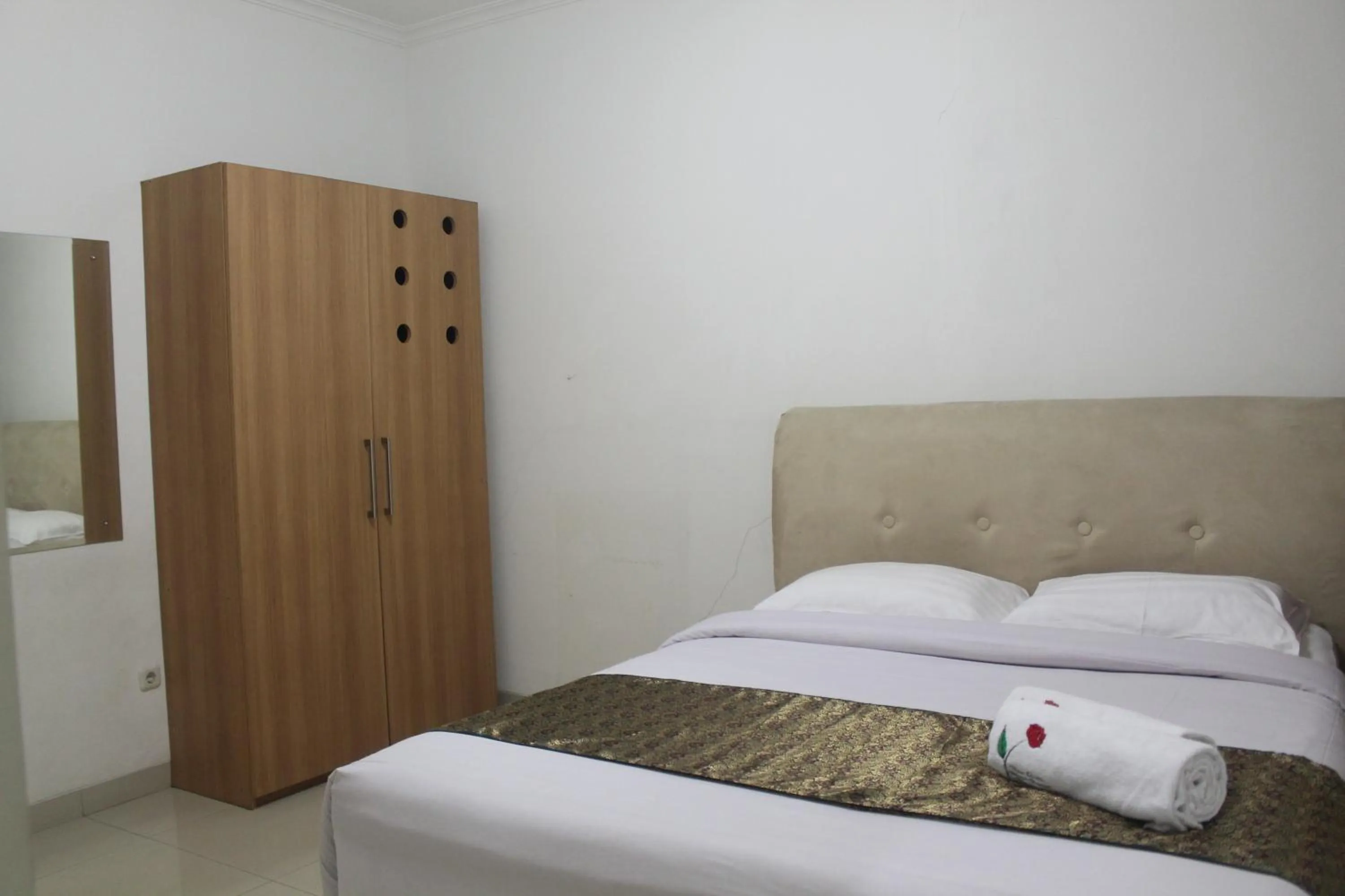 Bed in New Green Sentul Resort