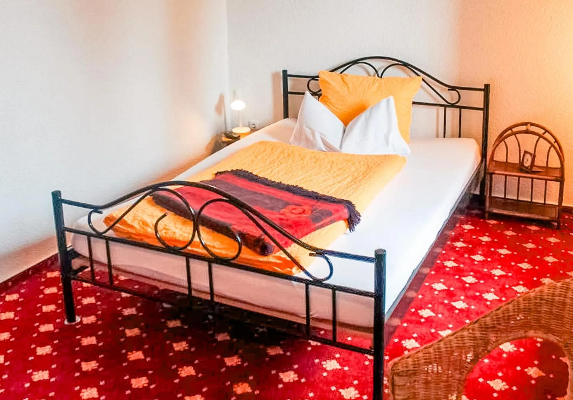 Bed in Hotel Carlsruh