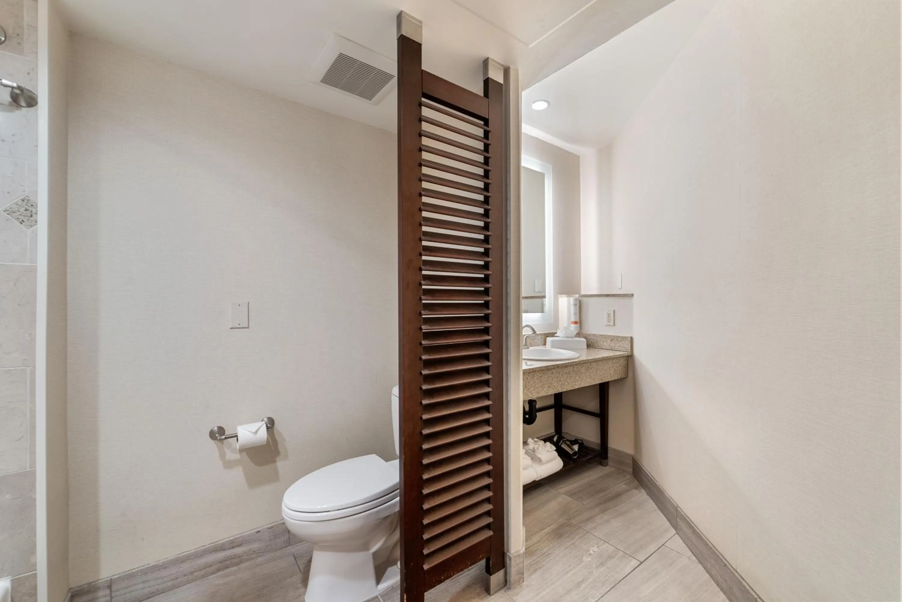 Bathroom in Humphreys Half Moon Inn