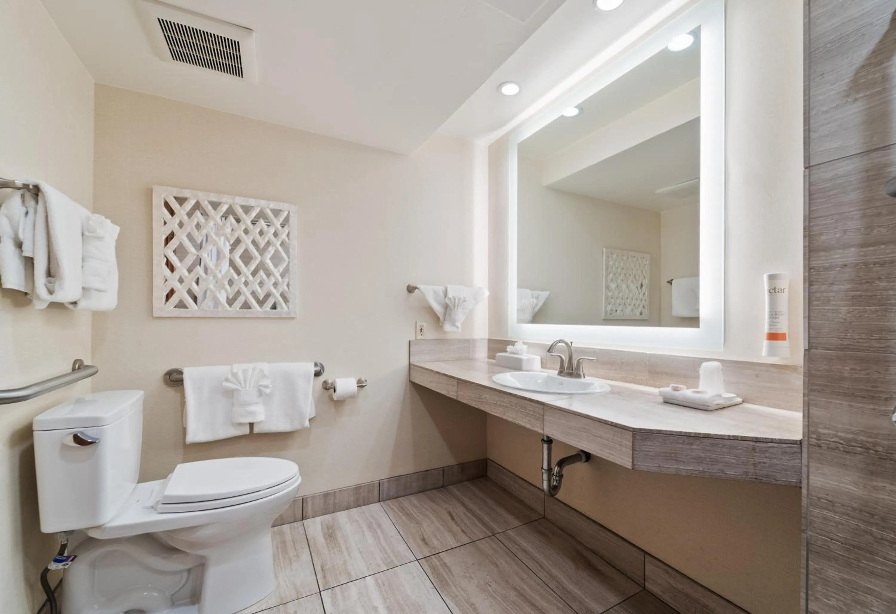 Bathroom in Humphreys Half Moon Inn