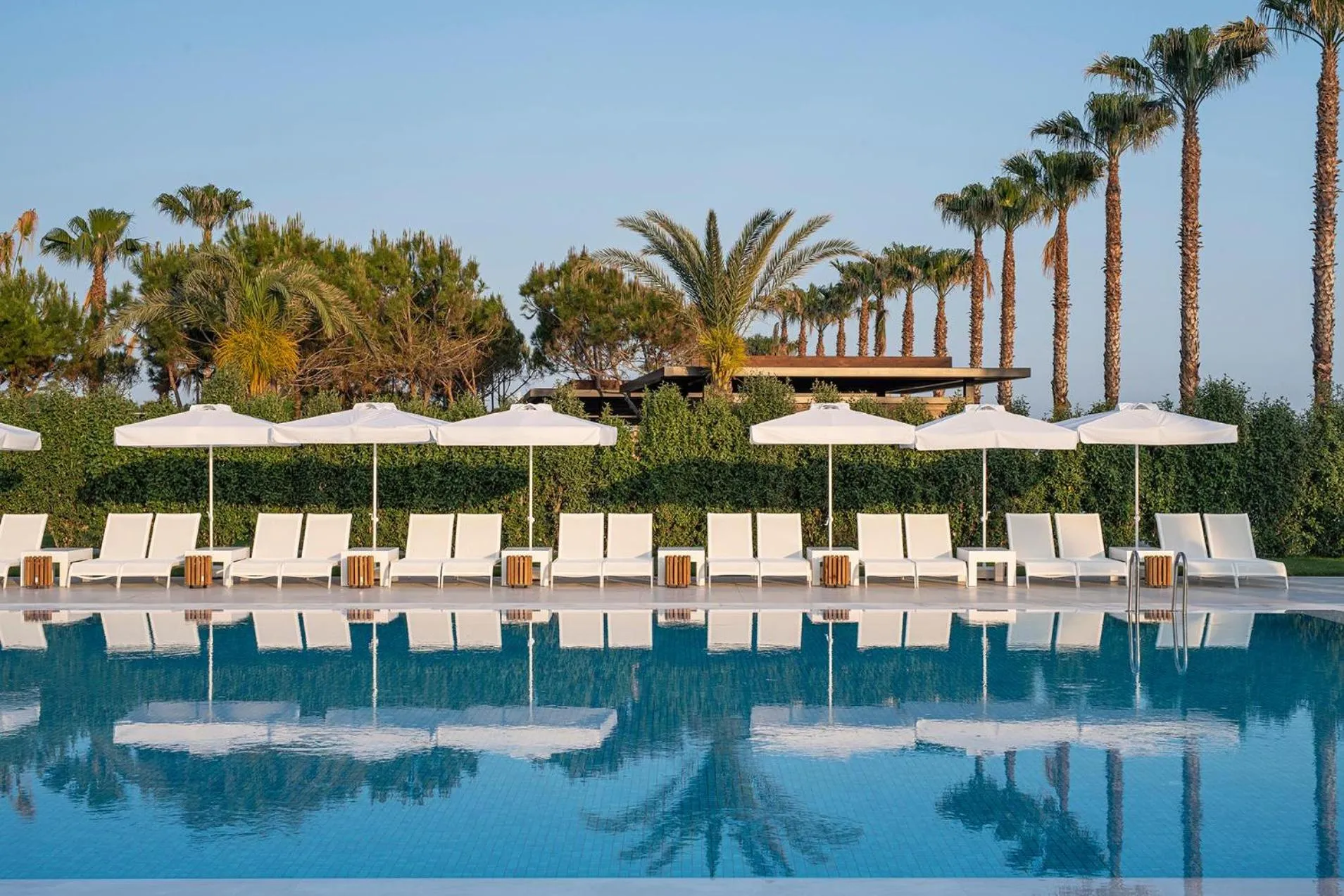 Swimming pool in Voyage Belek Golf & Spa Hotel