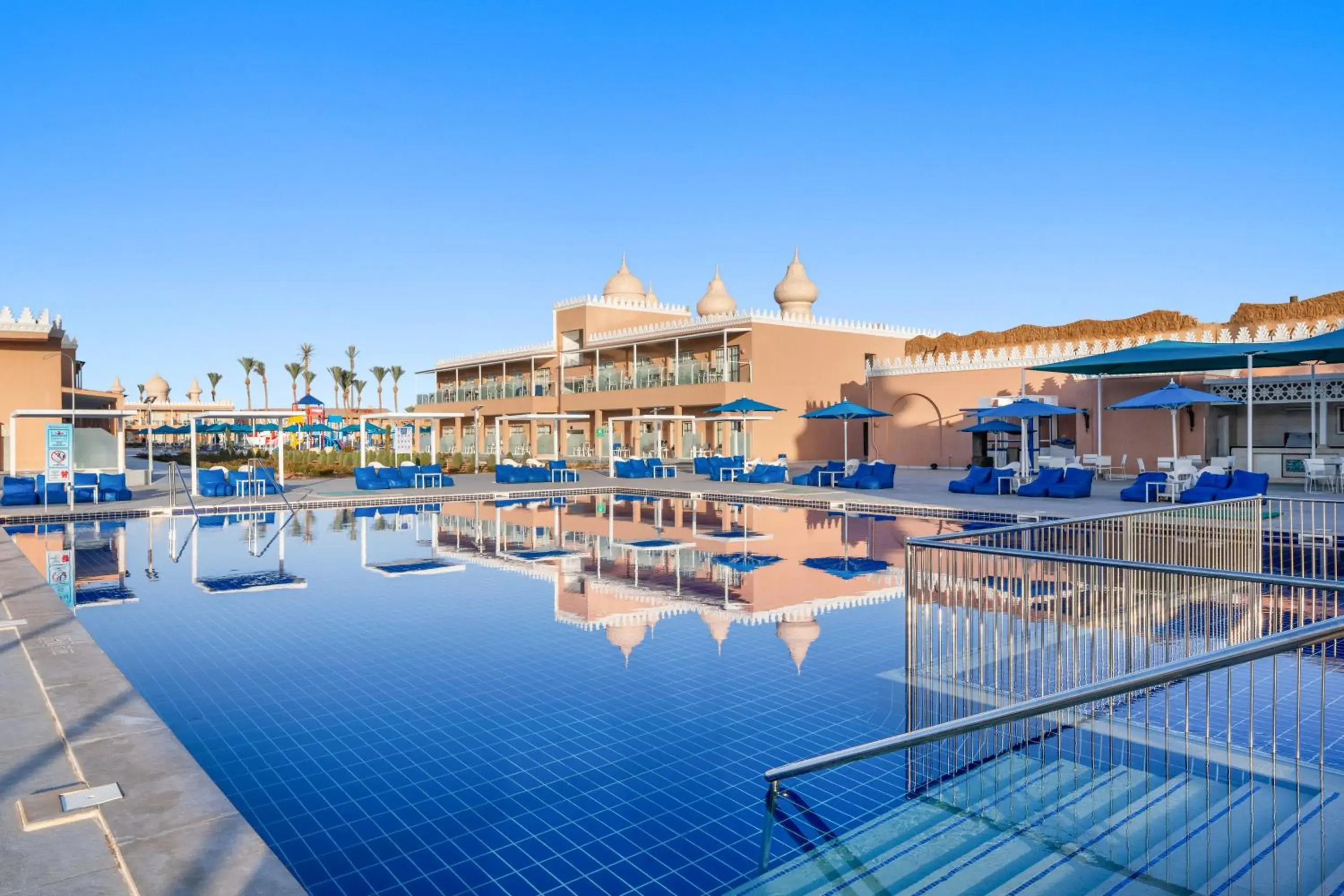 Swimming pool in Pickalbatros Alf Leila Wa Leila Resort - Neverland Hurghada Swimming pool in Pickalbatros Alf Leila Wa Leila Resort - Neverland Hurghada