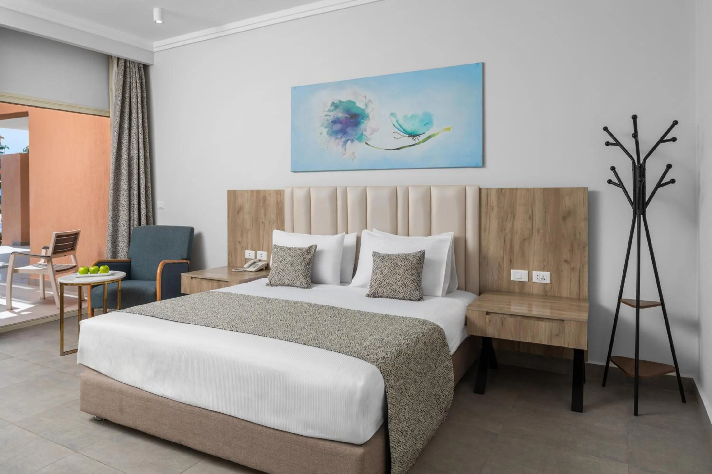 Bedroom, Bed in Pickalbatros Alf Leila Wa Leila Resort - Neverland Hurghada