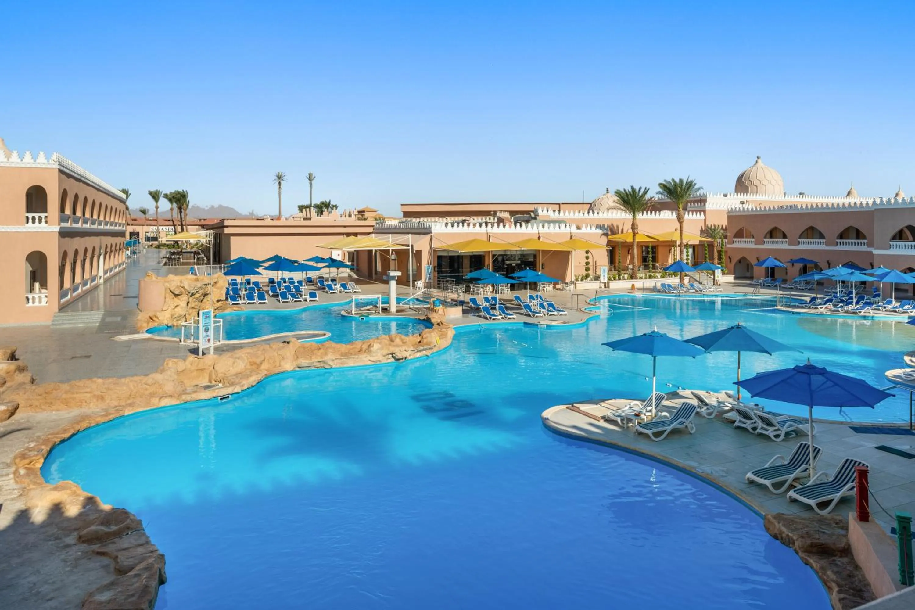 Day in Pickalbatros Alf Leila Wa Leila Resort - Neverland Hurghada