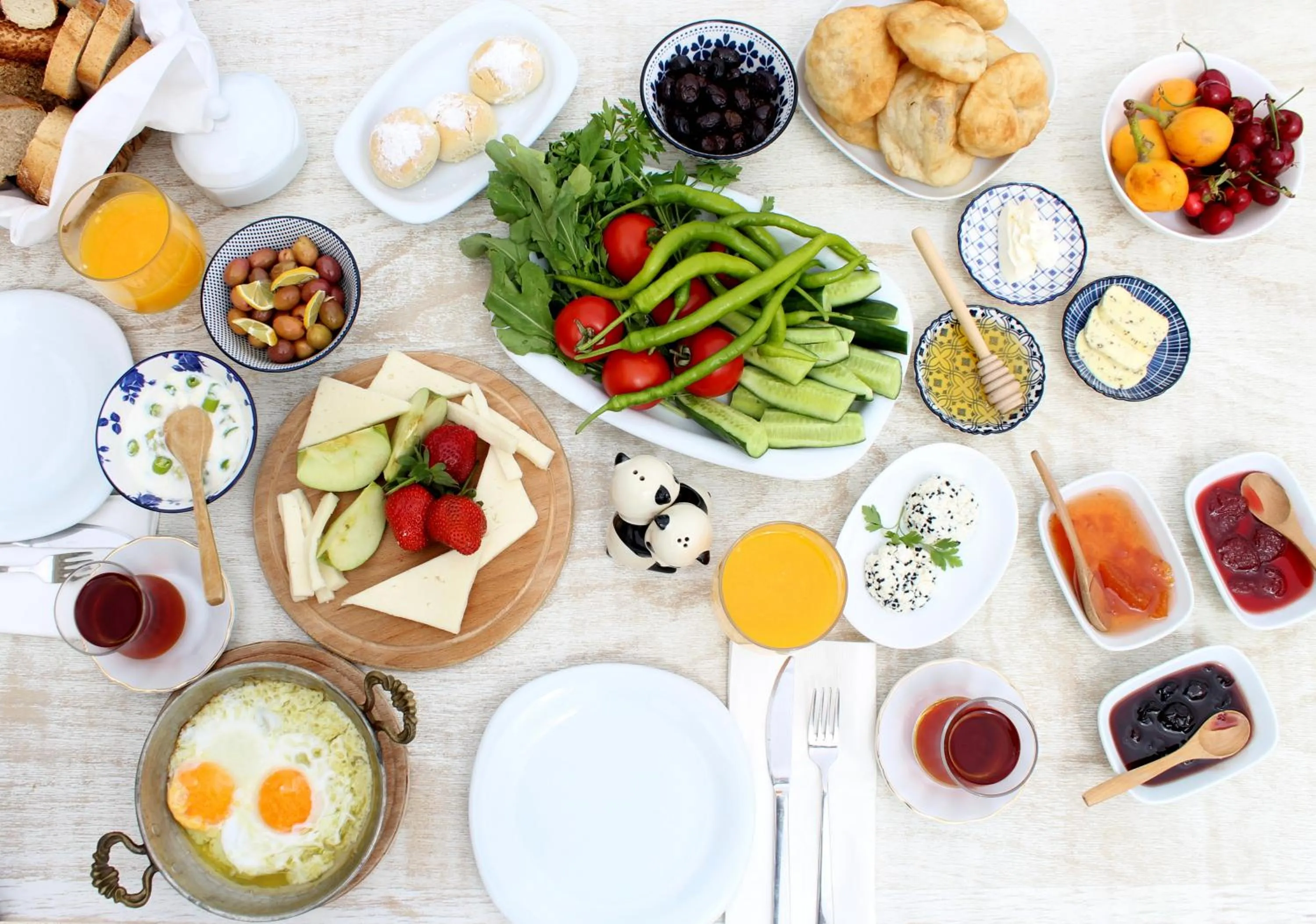 Food and drinks in Panda Alacati Hotel