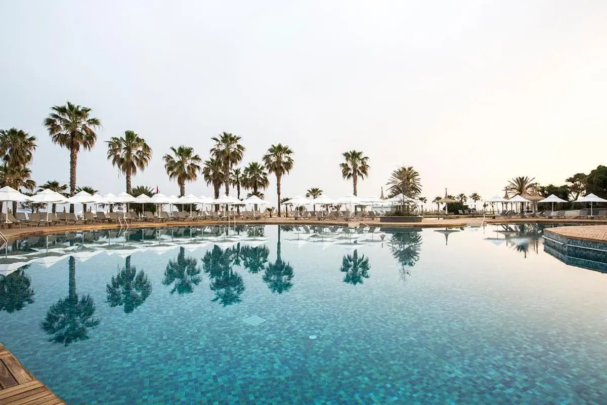 Swimming pool in Voyage Sorgun Hotel Swimming pool in Voyage Sorgun Hotel