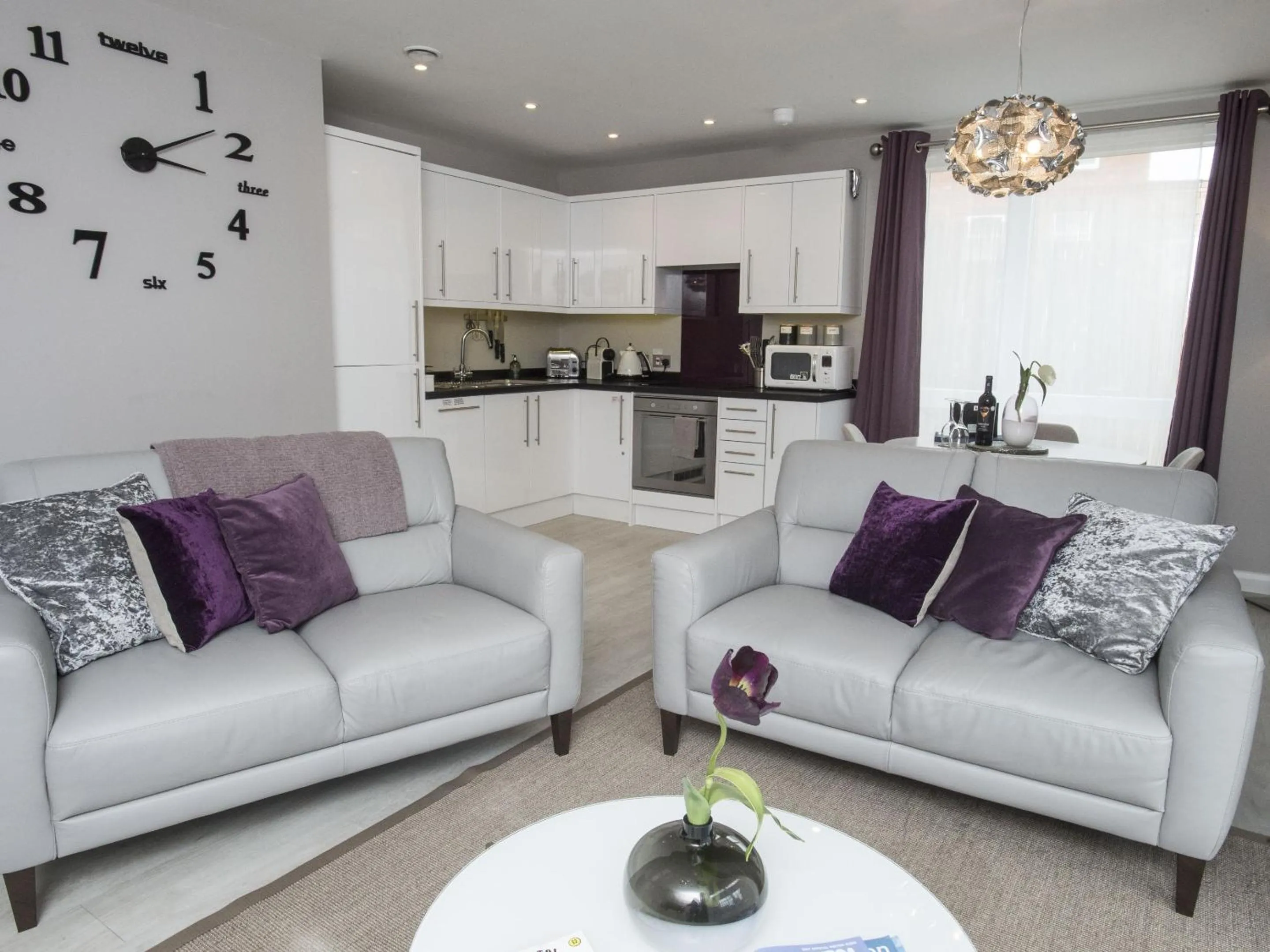 Living room in Portland View