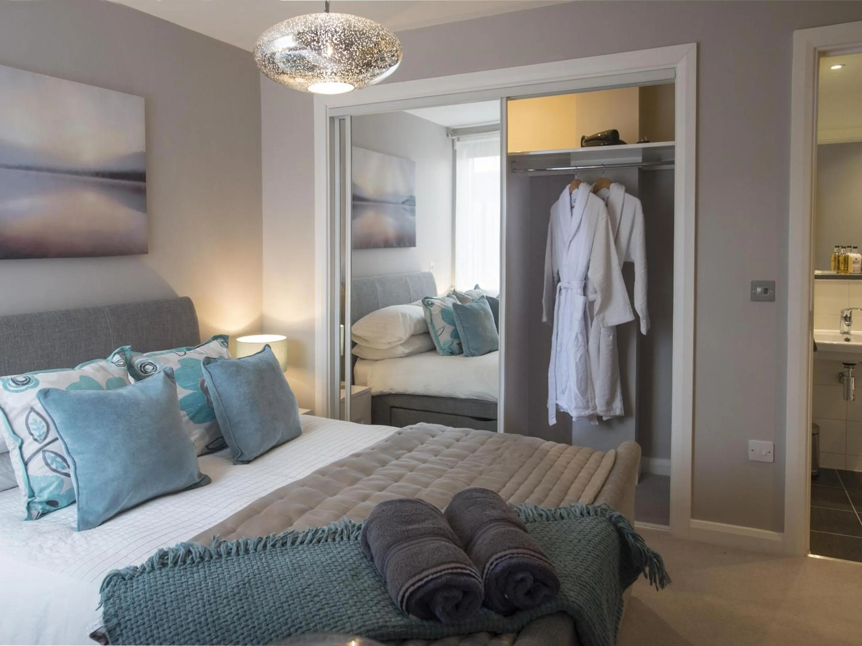 Bedroom in Portland View