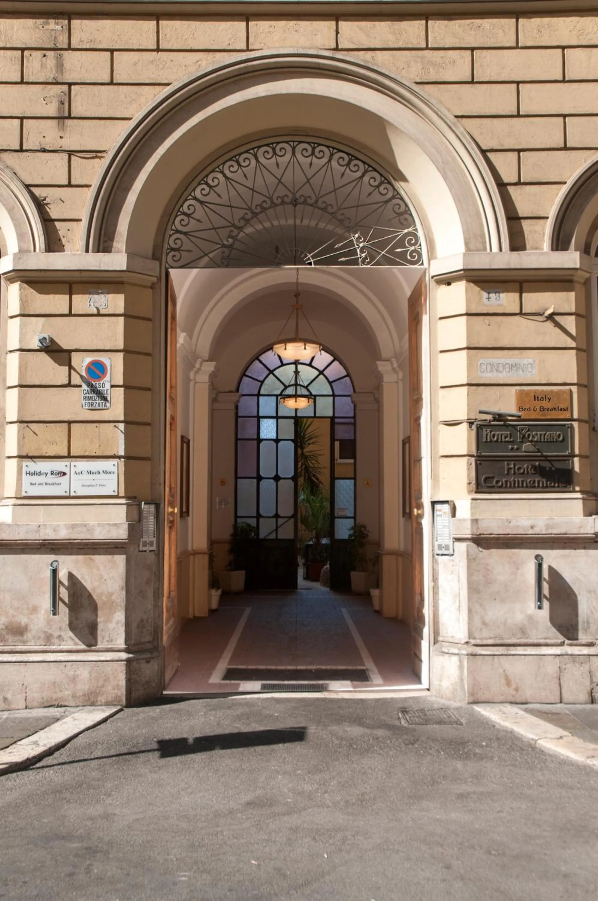 Facade/entrance in Italy Guest House
