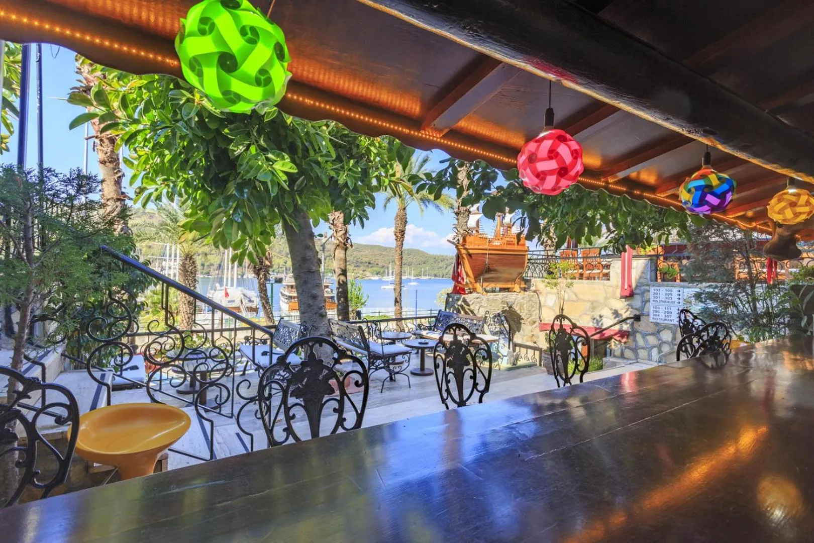 Text overlay in Hotel Villa Daffodil