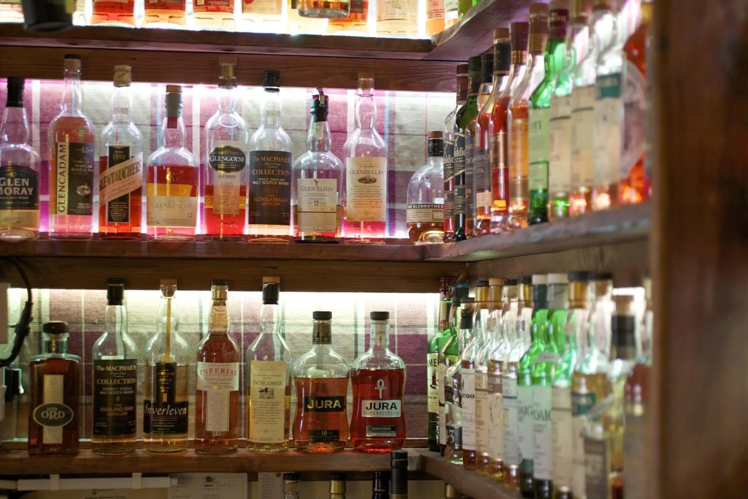 Lounge or bar in Exmoor White Horse Inn Lounge or bar in Exmoor White Horse Inn