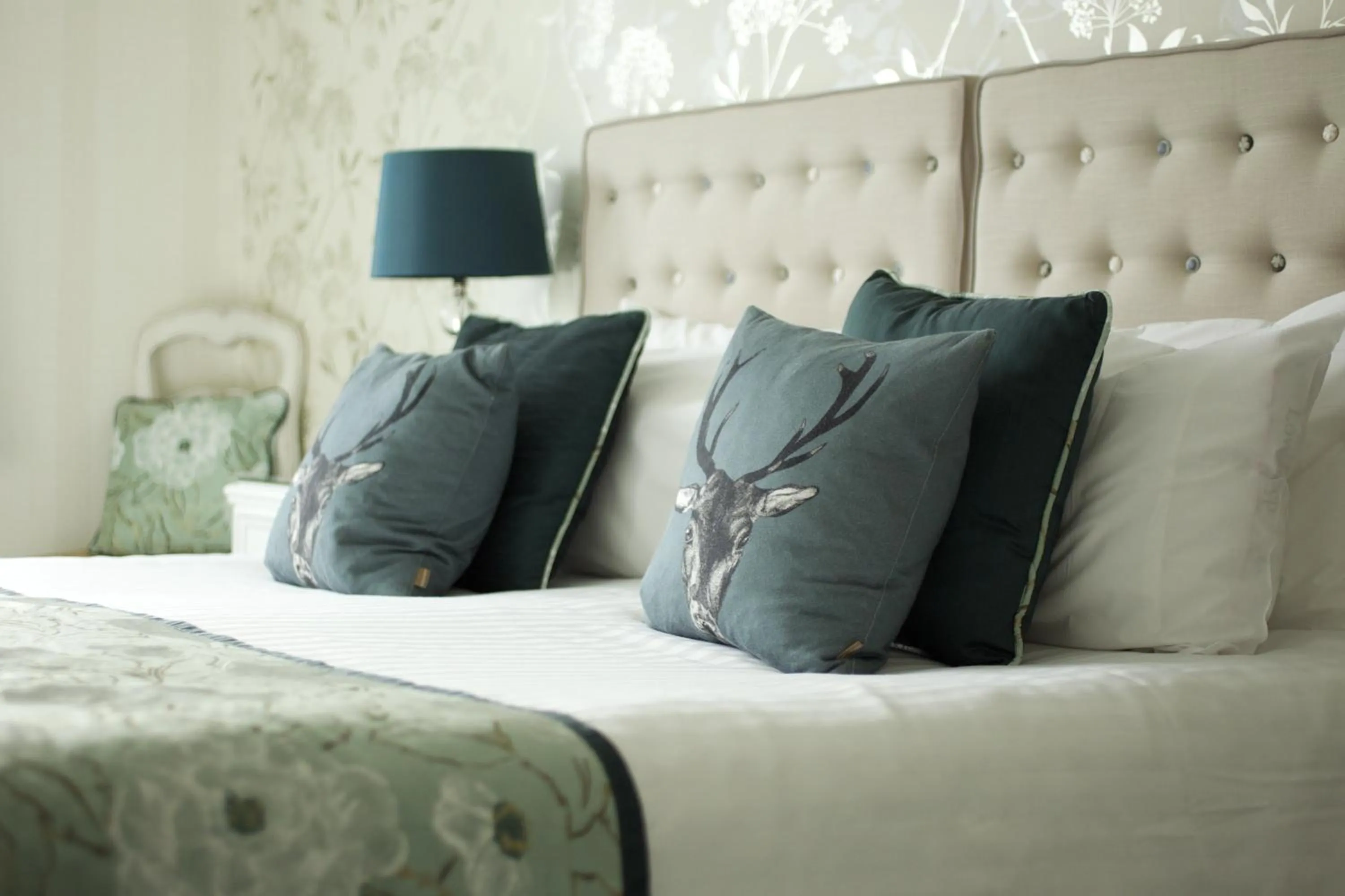 Bedroom, Bed in Exmoor White Horse Inn