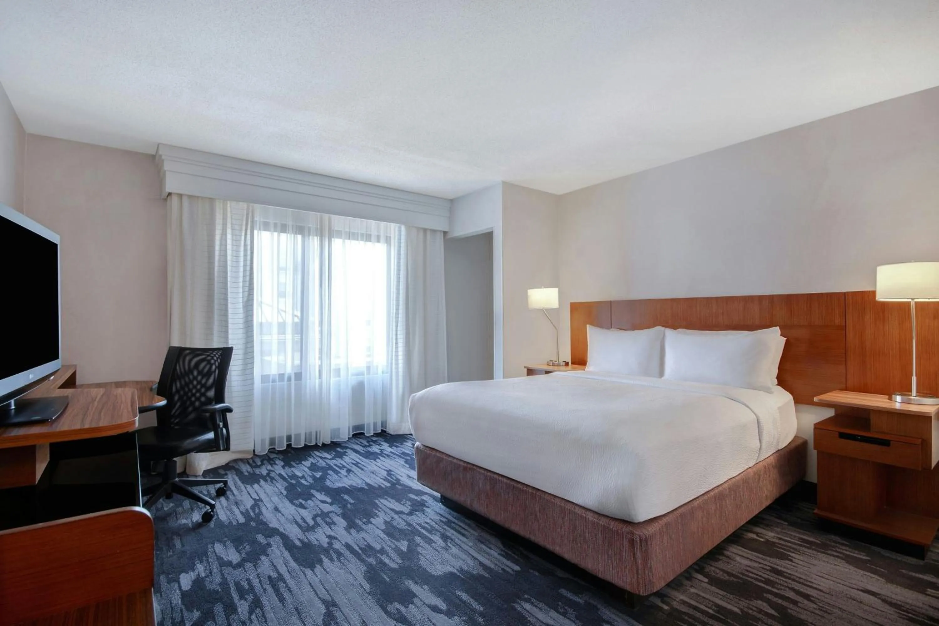 Photo of the whole room, Bed in Fairfield Inn and Suites by Marriott Rochester West/Greece