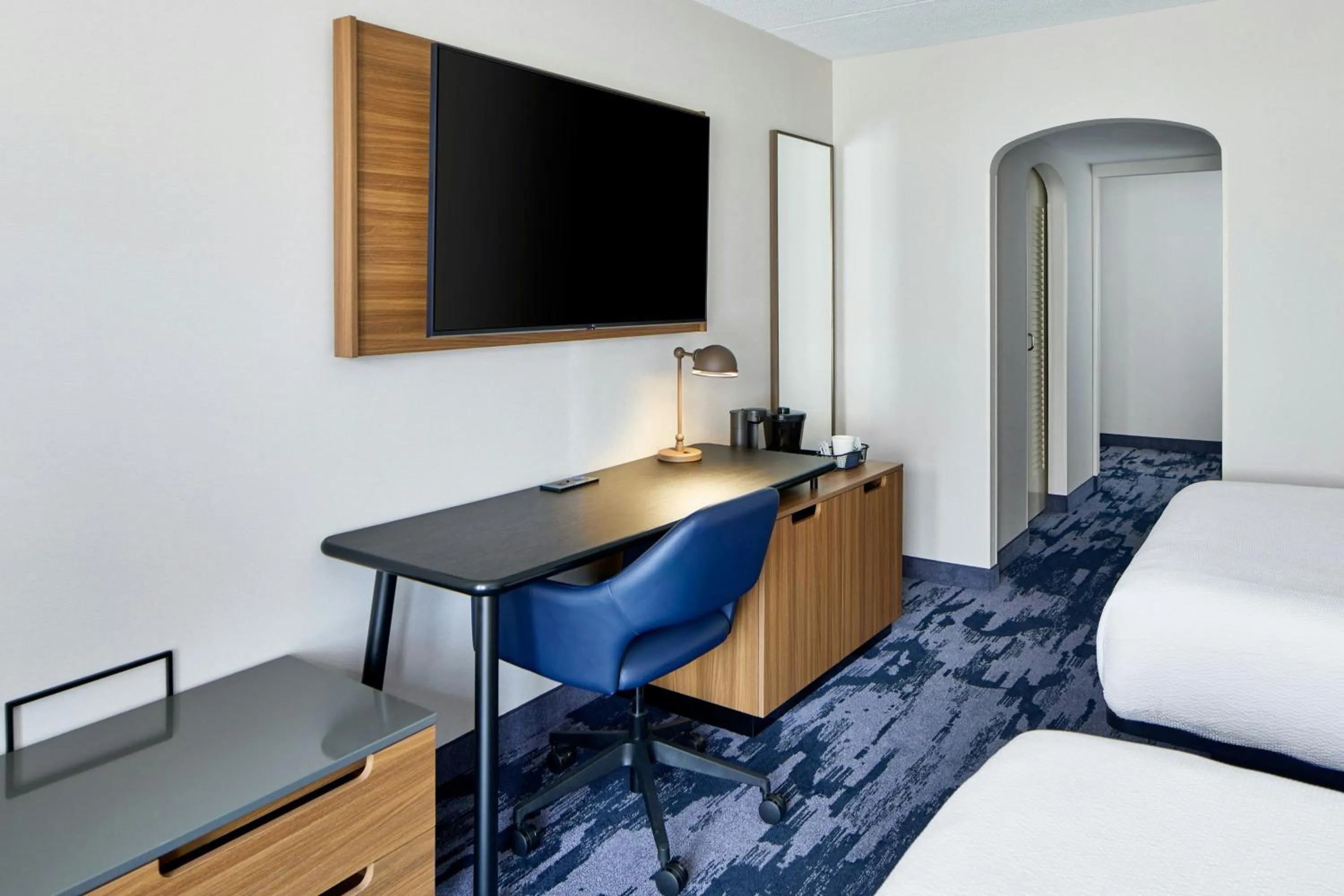 Photo of the whole room, Bed in Fairfield Inn by Marriott Rochester East